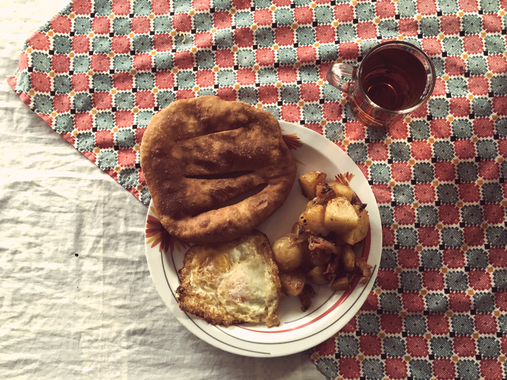 A typical Trek Brek: (Tibetan) Bread, eggs, potatoes, tea. 