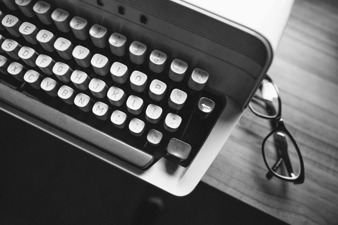 Journalism Encourage engagement amongst your customer base with regular e-newsletters and e-shots. I've created copy for a host of lifestyle brands, including Boots, Flowers Direct, Gardening Direct and more. Want me to do the same for you? Find out more or get in touch .