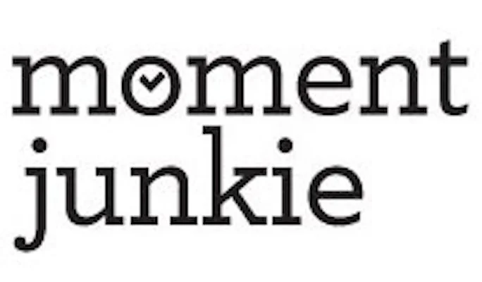 Moment Junkie best photographers logo 