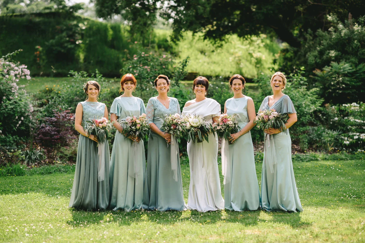  Virginia lodge wedding photos. Simple Tapestry Wedding Photographers.  