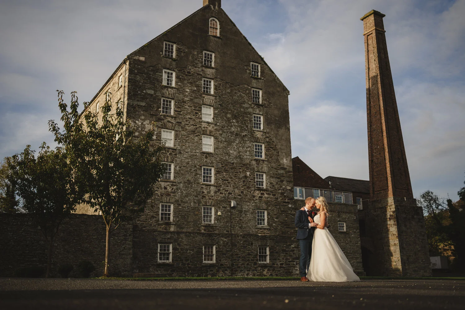  Melissa and PaulÕs autumn wedding at Ballydugan Mill in Downpatrick. 