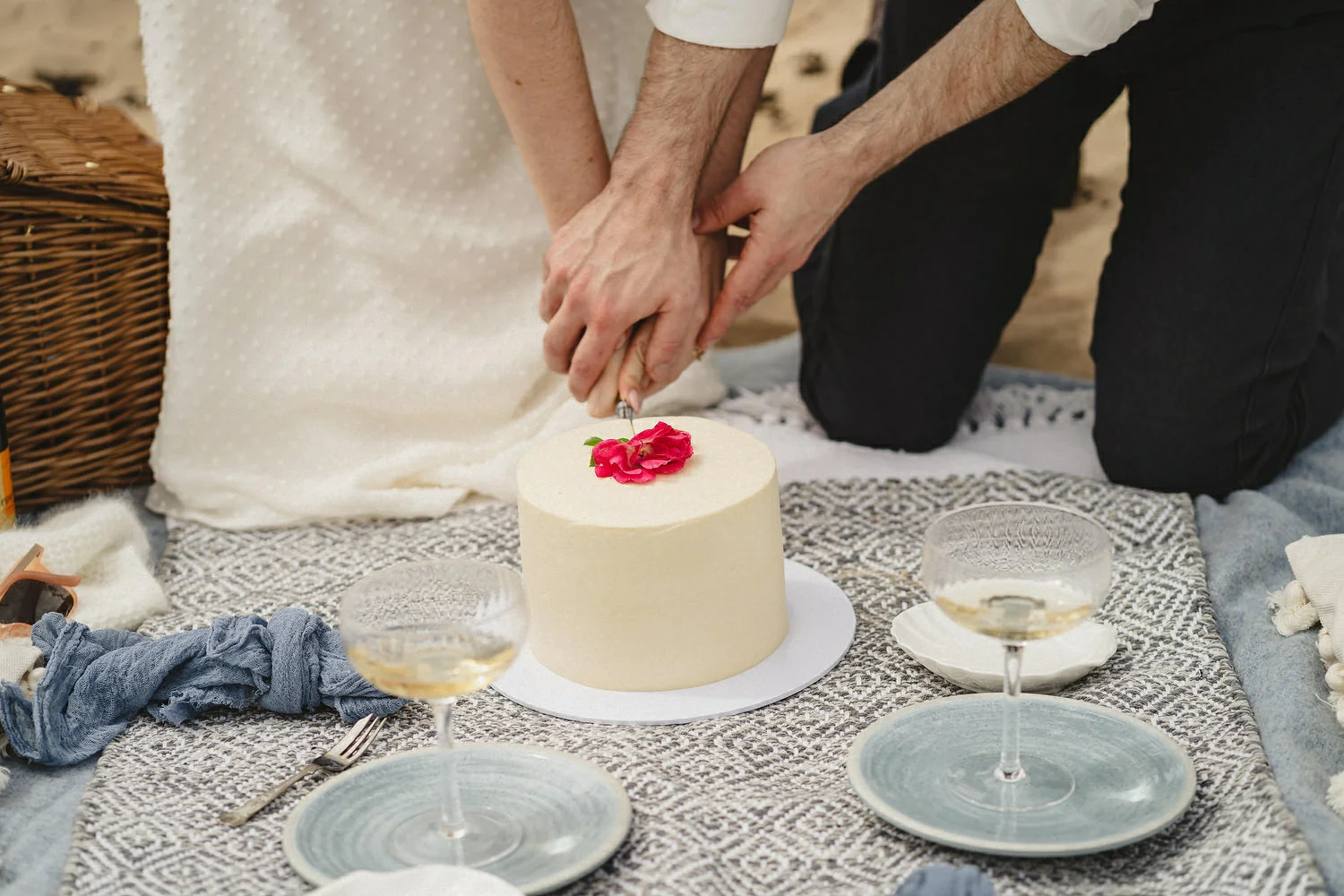  Covid-19 Elopement because of coronavirus in Ireland 2020 