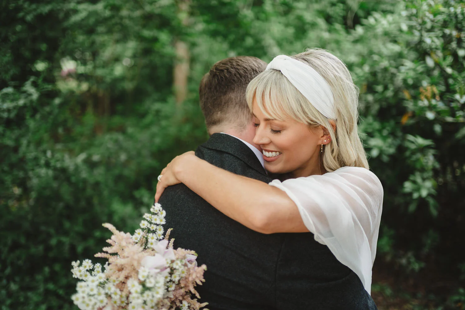  Deanes at Queens Botanic Gardens Belfast Wedding Photos 