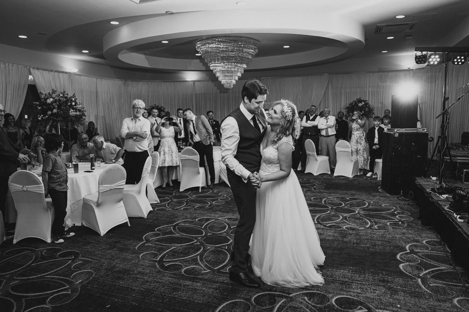 La Mon Wedding photos wedding prices photography 