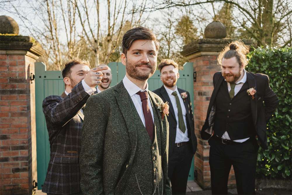 John and Cathy - Clandyboye Lodge 012.GIF