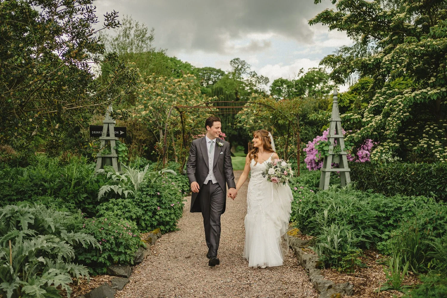 Larchfield estate wedding photos 0015.JPG