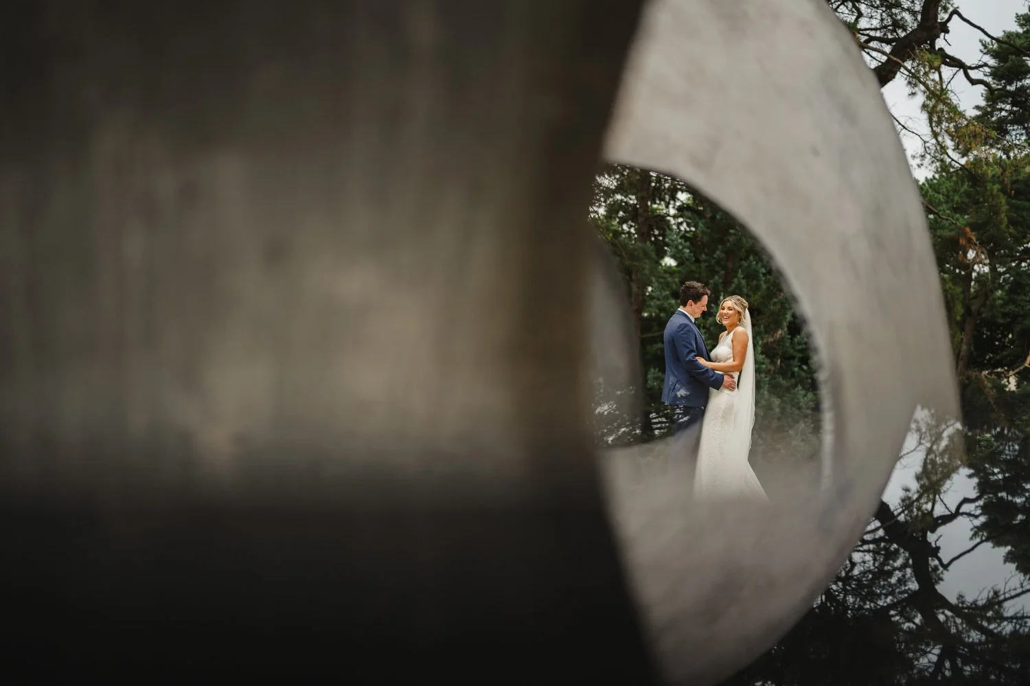  Sarah and Andrew’s awesome summer wedding in Belfast.  Their humanist ceremony was conducted by Fleur Mellor at the Ulster Museum.  Then we grabbed some photos in the Botanic Gardens, before going over to their wedding reception in the amazing Deane