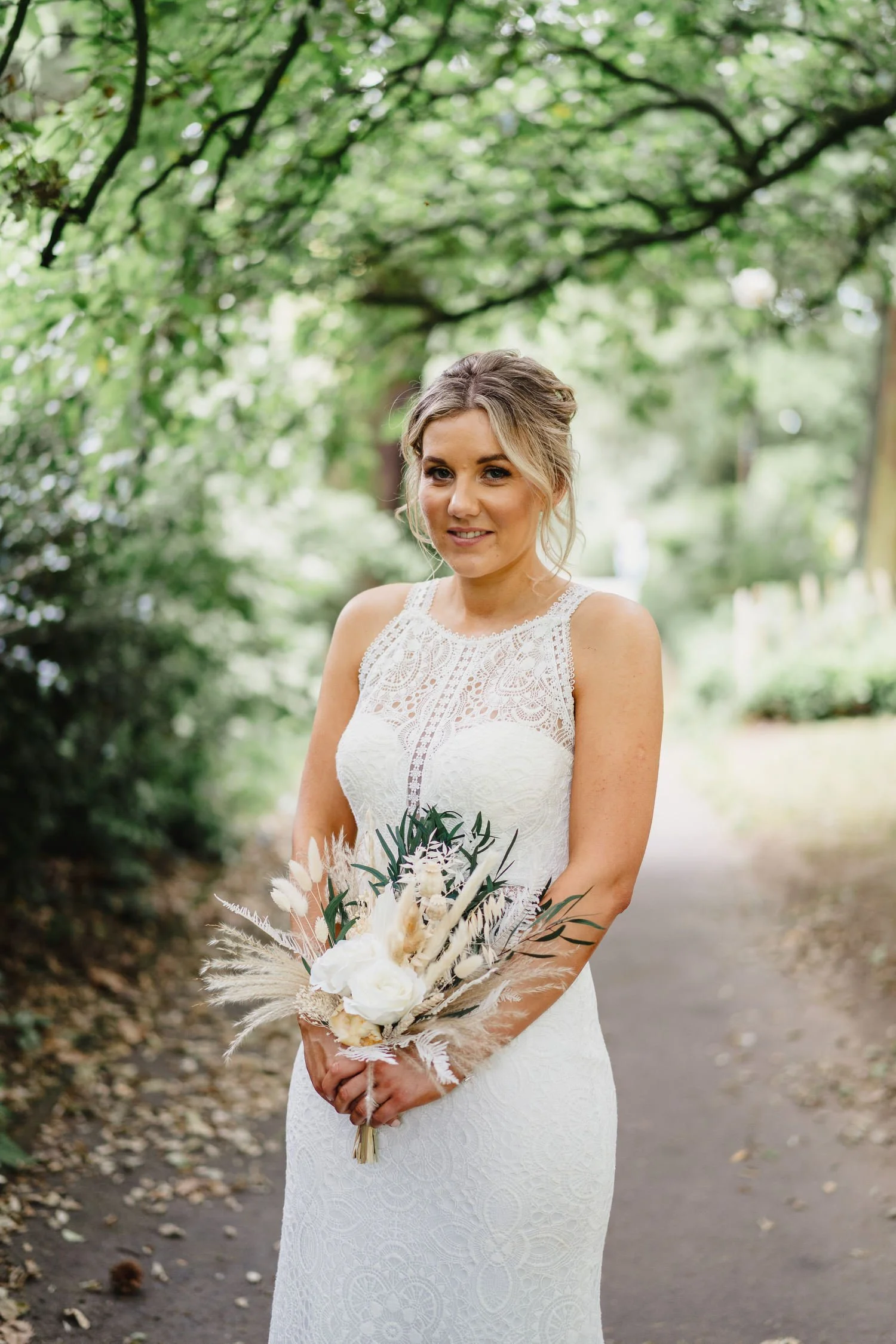  Sarah and Andrew’s awesome summer wedding in Belfast.  Their humanist ceremony was conducted by Fleur Mellor at the Ulster Museum.  Then we grabbed some photos in the Botanic Gardens, before going over to their wedding reception in the amazing Deane
