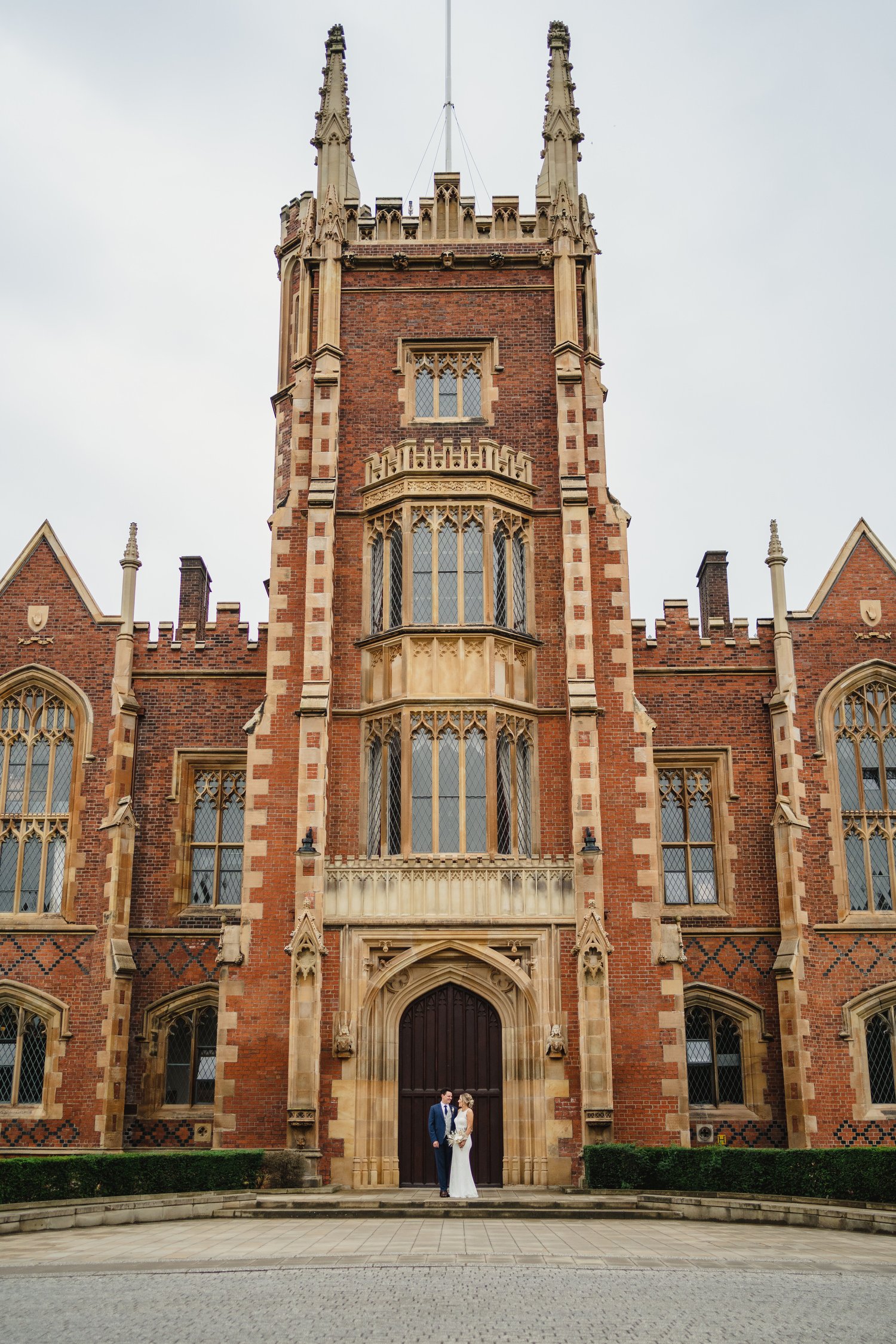  Sarah and Andrew’s awesome summer wedding in Belfast.  Their humanist ceremony was conducted by Fleur Mellor at the Ulster Museum.  Then we grabbed some photos in the Botanic Gardens, before going over to their wedding reception in the amazing Deane