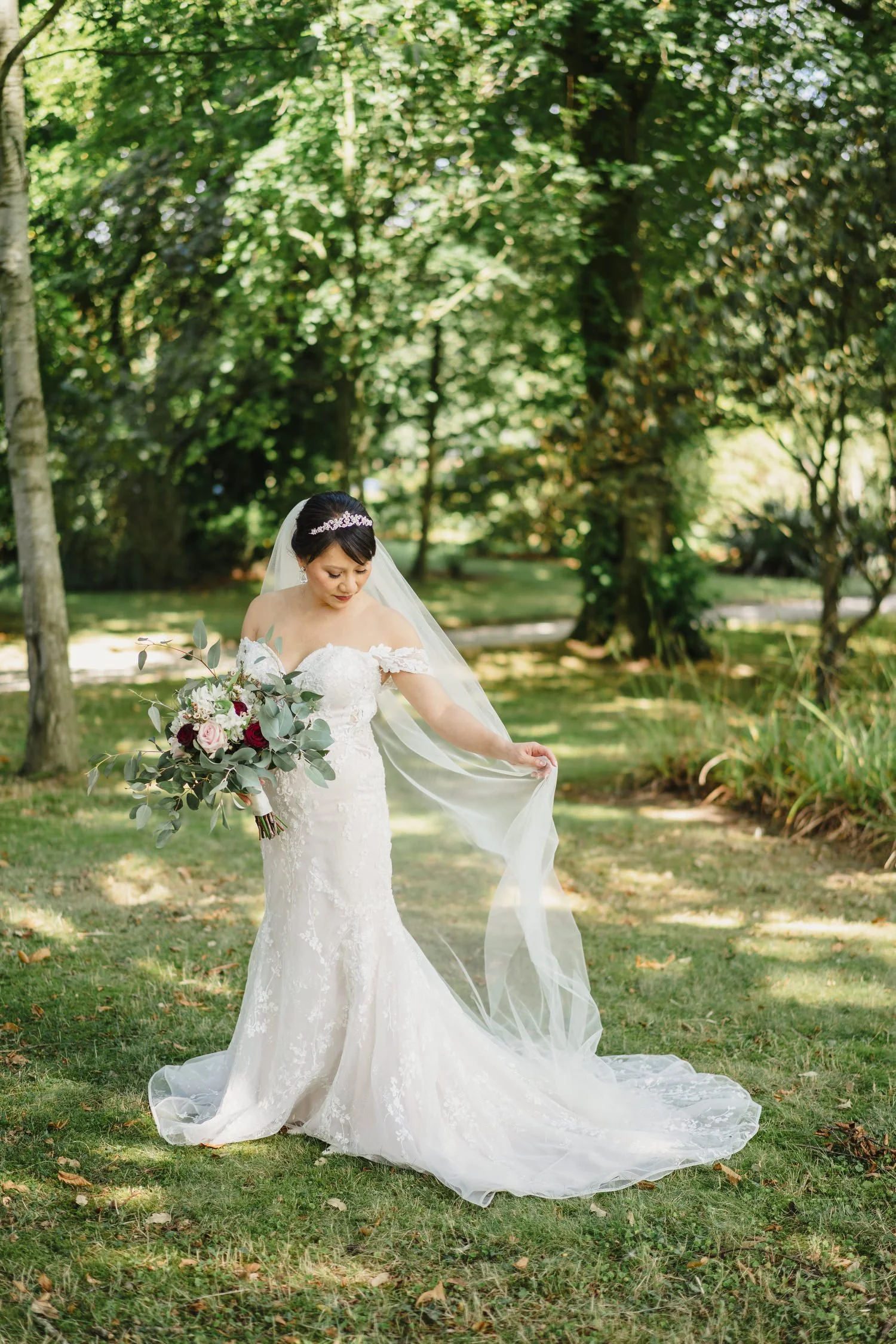  Anna and Mark’s beautiful outdoor summer wedding in Tullyveery House.  