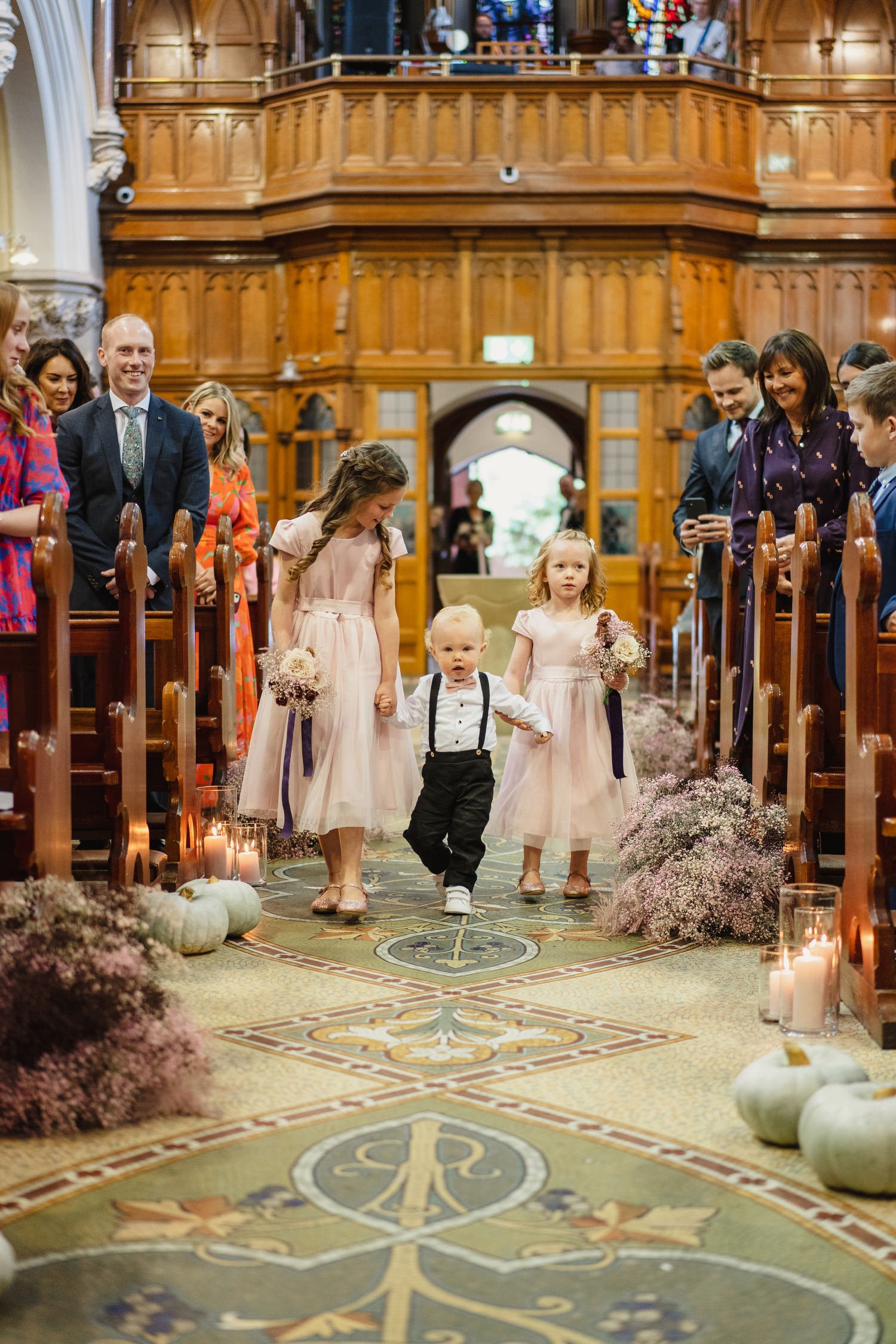  Claire and ChrisÕs gorgeous October wedding in the Carriage Rooms at Montalto estate.  The couple said their vows at the Good Shepherd Church in Belfast before travelling to Ballynahinch for their wedding reception in Montalto estate.  