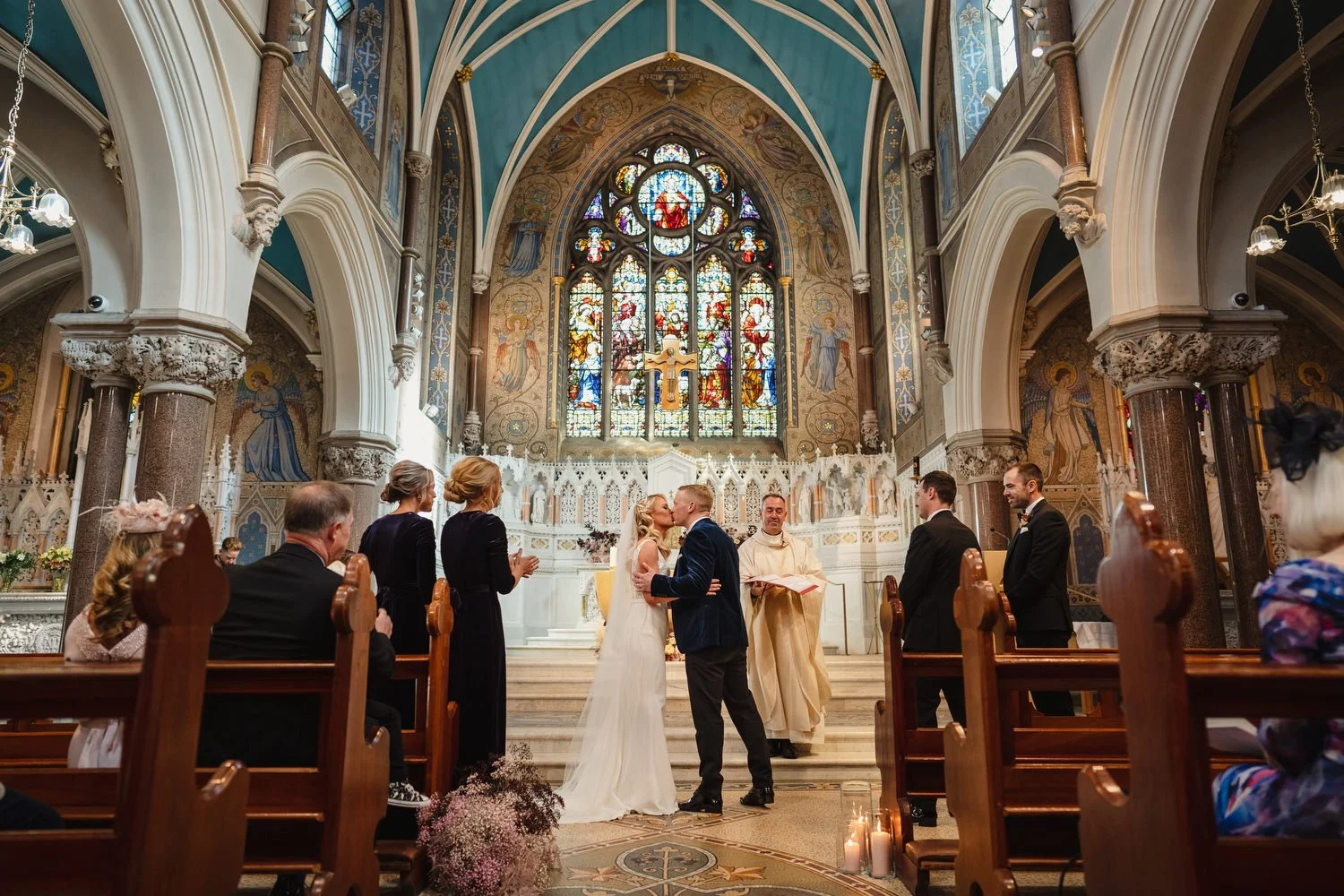  Claire and ChrisÕs gorgeous October wedding in the Carriage Rooms at Montalto estate.  The couple said their vows at the Good Shepherd Church in Belfast before travelling to Ballynahinch for their wedding reception in Montalto estate.  