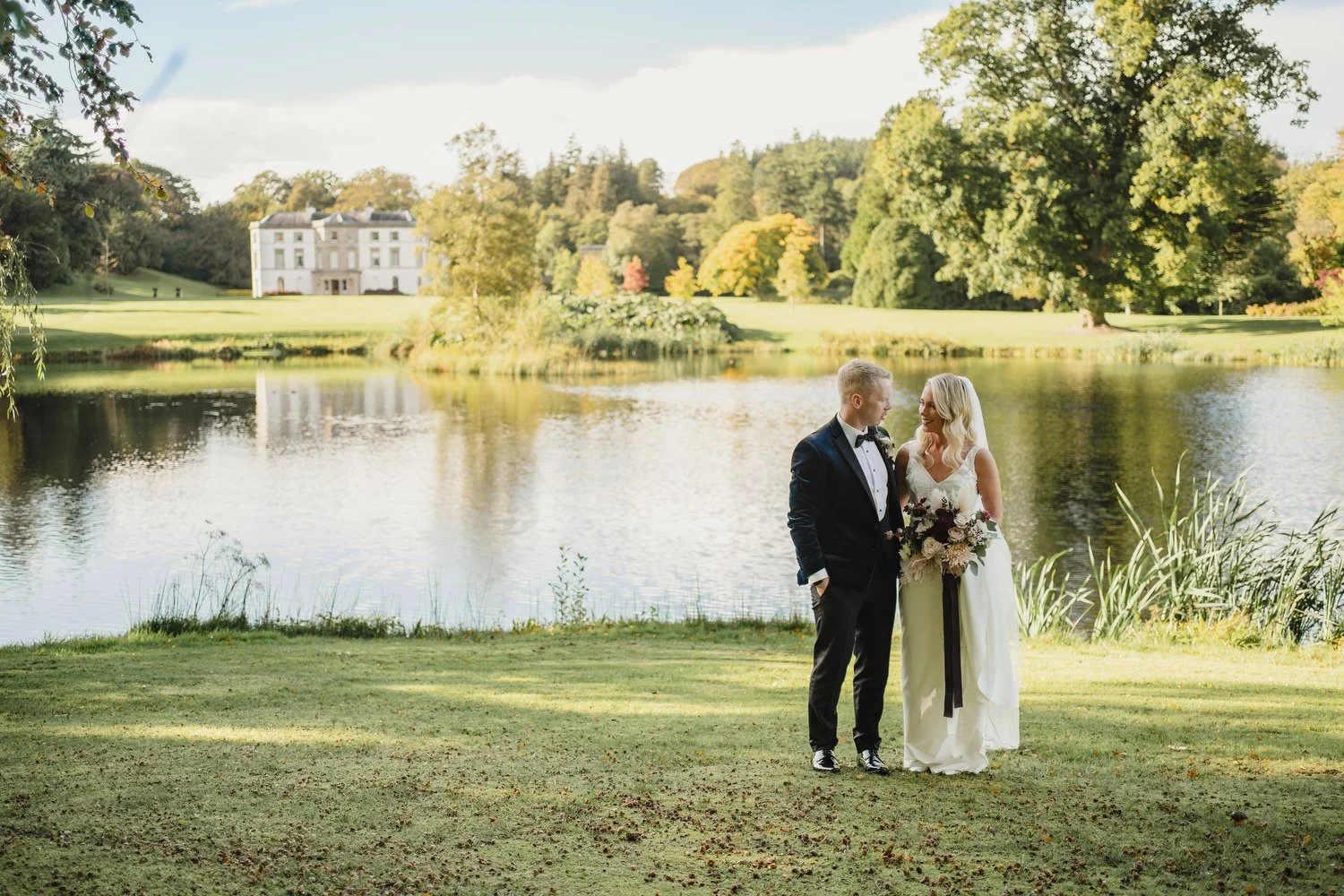  Claire and ChrisÕs gorgeous October wedding in the Carriage Rooms at Montalto estate.  The couple said their vows at the Good Shepherd Church in Belfast before travelling to Ballynahinch for their wedding reception in Montalto estate.  