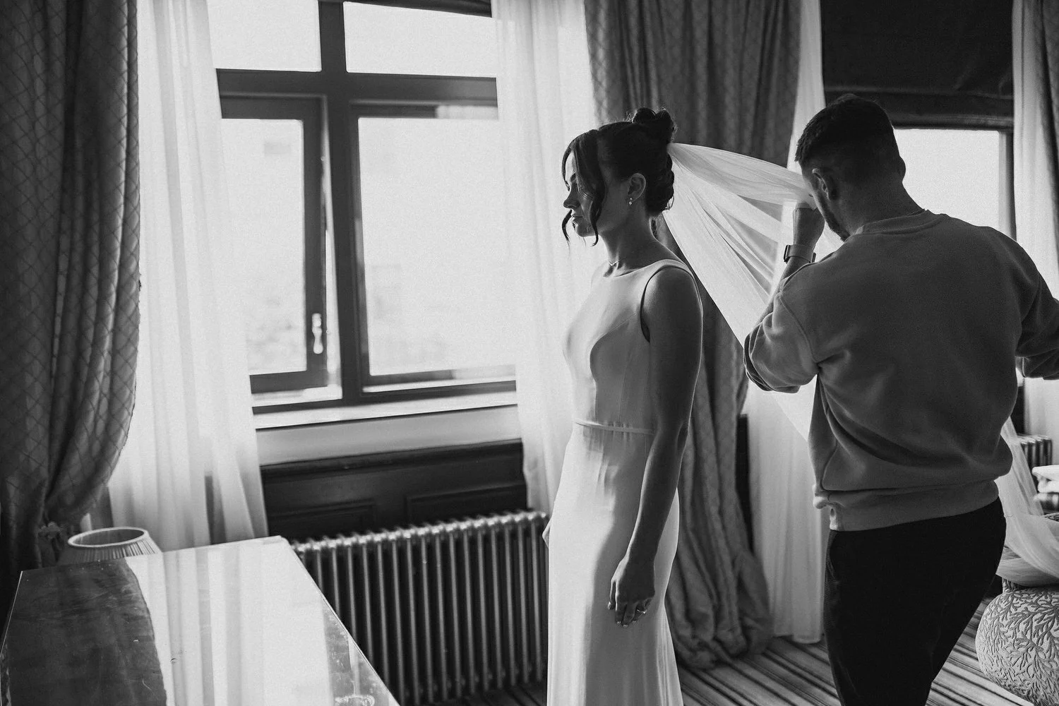 Berts Jazz Bar Belfast Wedding - Yasmin and Gareth 018.JPG