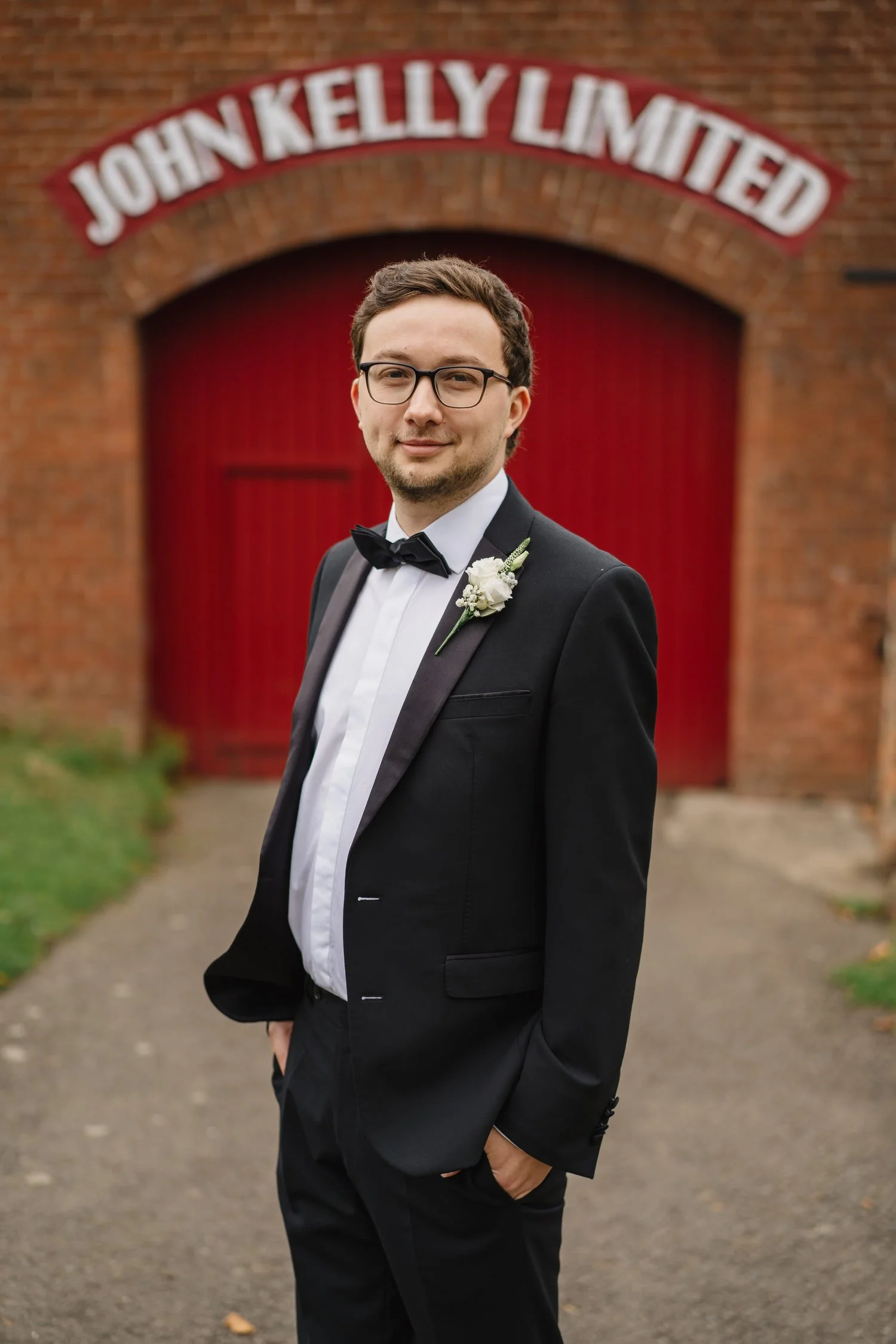  Anna and Josh’s gorgeous Autumn wedding in Omagh Meeting House at Cultra, with photos afterwards in the Ulster Folk and Transport Museum. The reception was in Cultra House with sparklers, sax and shenanigans! 