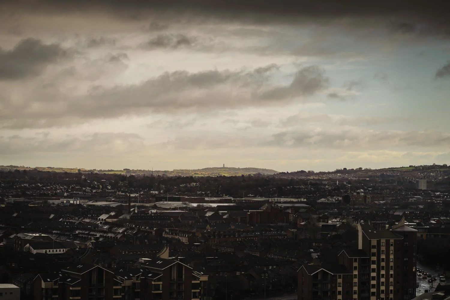  Laura and Matthews wedding in the Muddler’s Club restaurant in Belfast’s Cathedral Quarter. The couple got ready in the Hilton hotel before heading to St.Malachy’s church for their ceremony. Afterwards, we took photos around Cathedral Quarter before