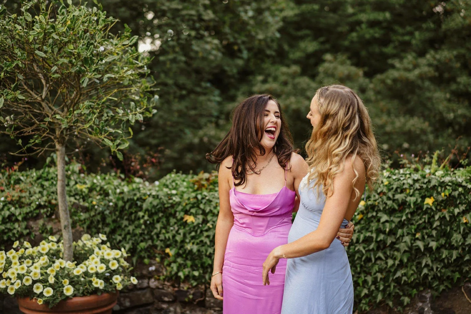  The Best wedding Photographers in Northern Ireland 2022. Planning a wedding in Ireland? Here are some of the best wedding photographs taken across Ireland and Northern Ireland. 