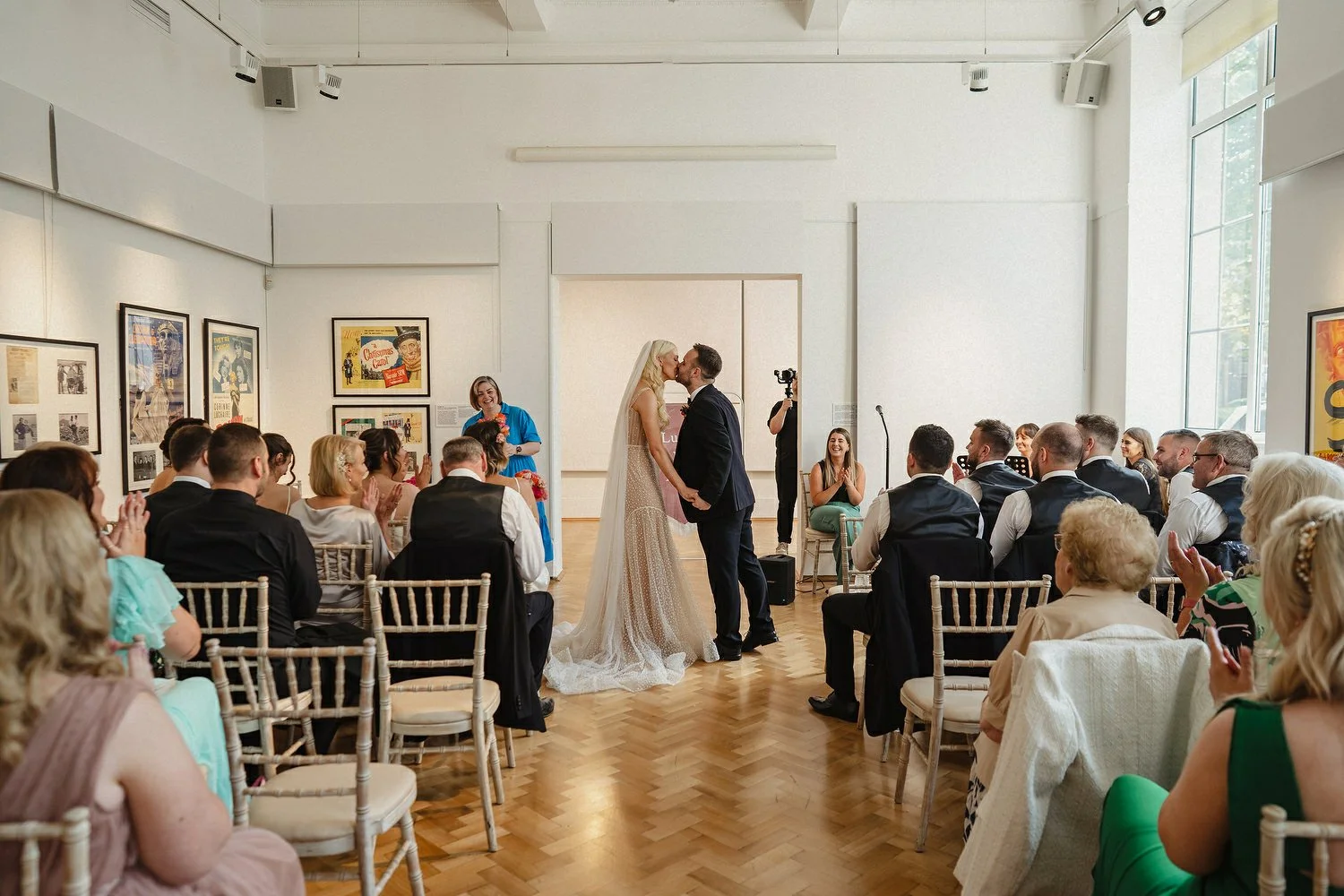 Cafe Parisien Belfast Wedding Photos 0019.JPG