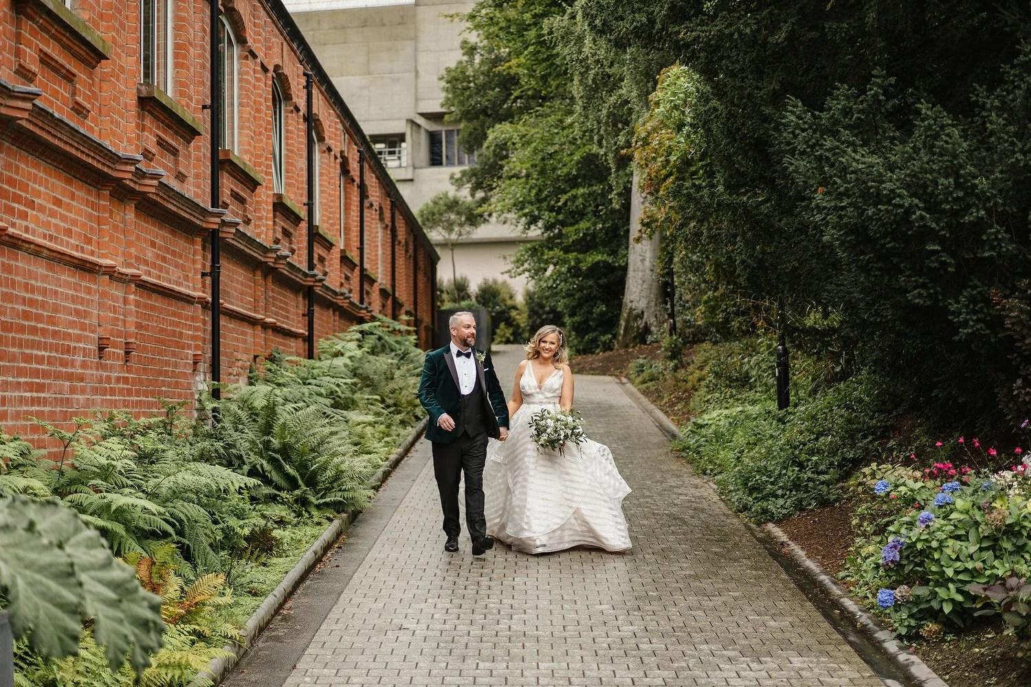 Ulster Museum Belfast Wedding Photos 017.JPG