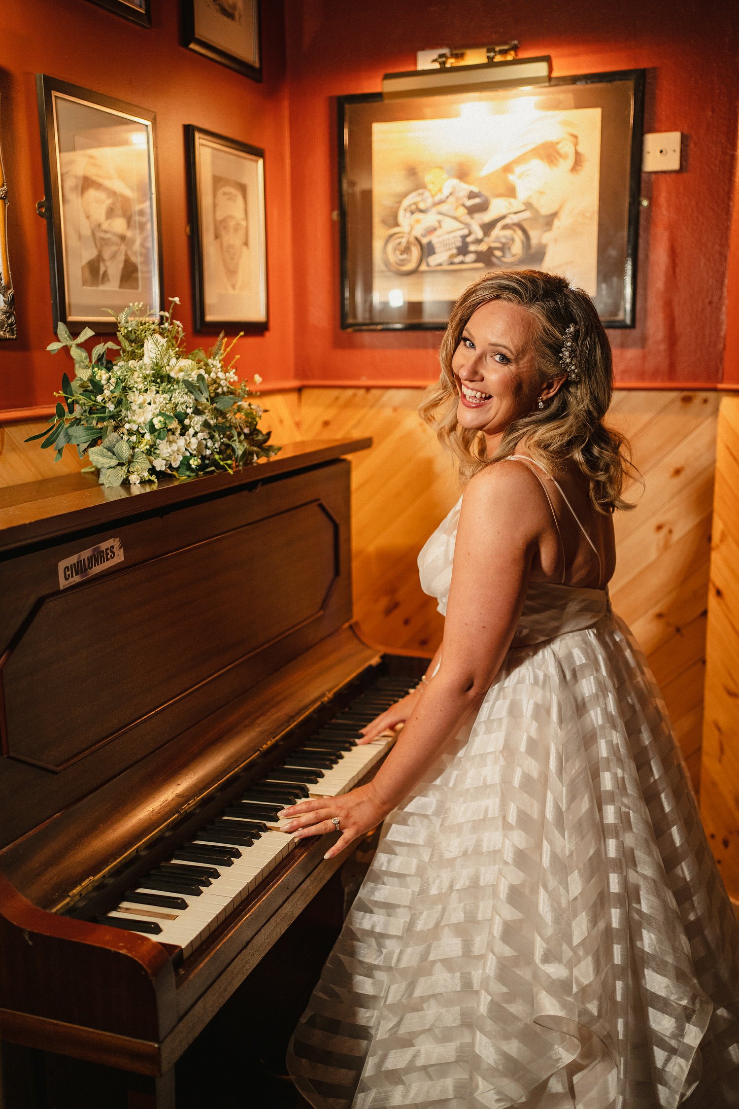 Ulster Museum Belfast Wedding Photos 027.JPG