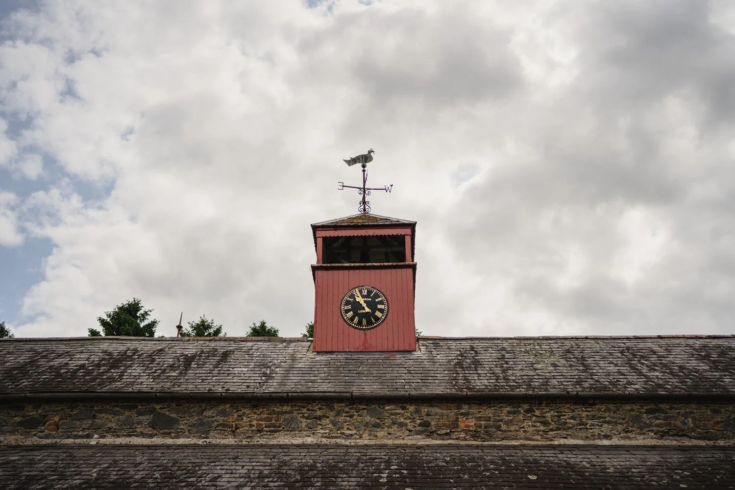 Larchfield Estate Wedding - Isobel and John 056.JPG