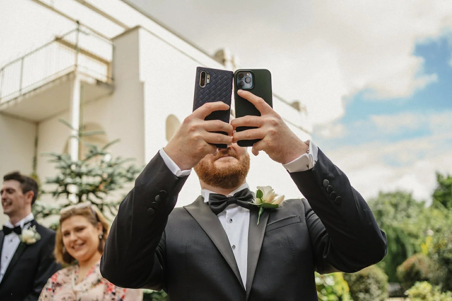 Planning an unplugged wedding ceremony without mobile phones.