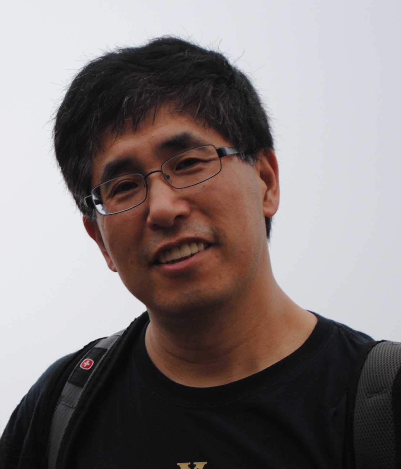 Dr. Zhigang He