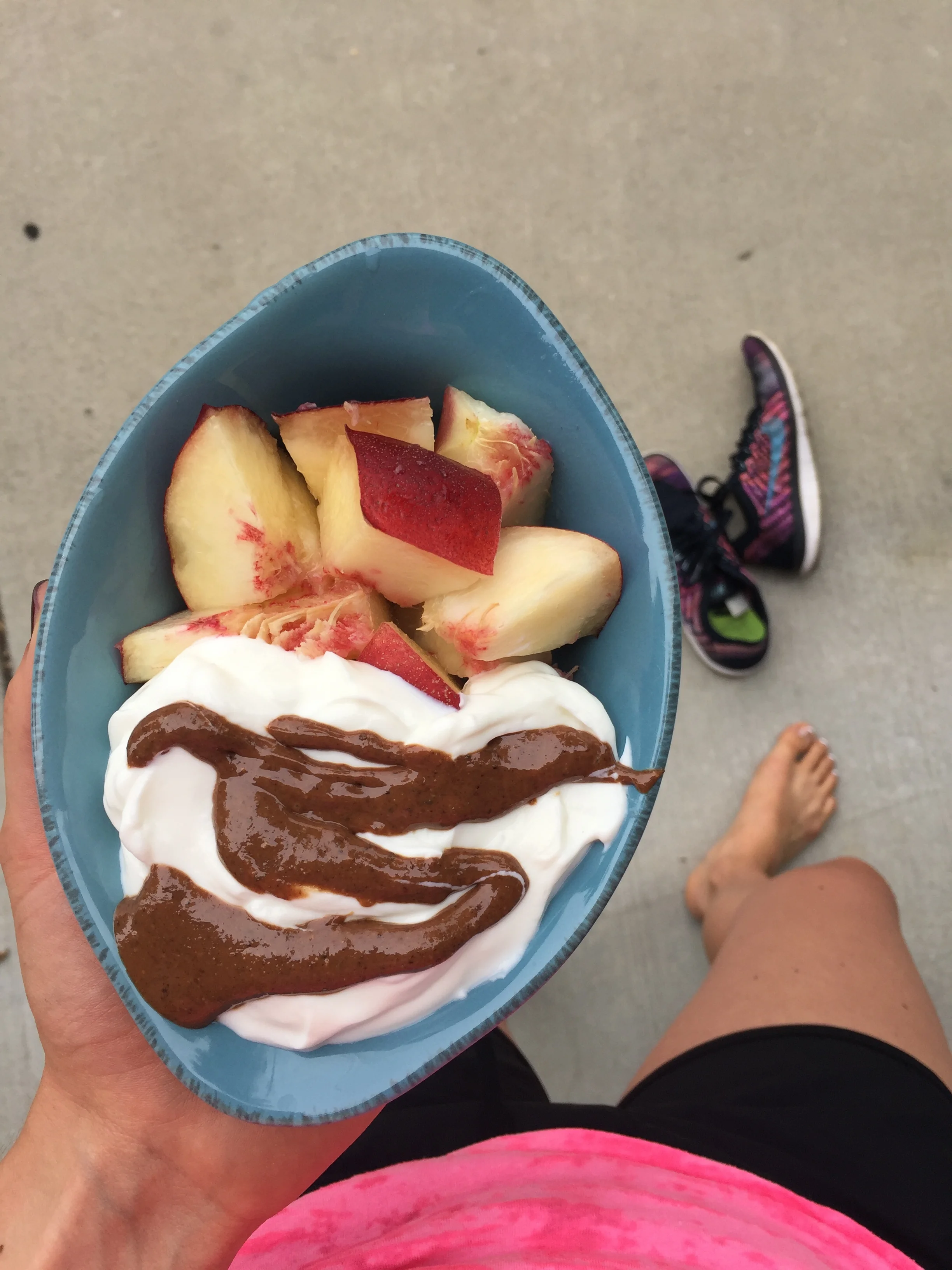 Siggi's (omgiloveyousiggi) plain yogurt + NuttZo Chocolate Power Fuel + white nectarine for a post-workout breakfast.
