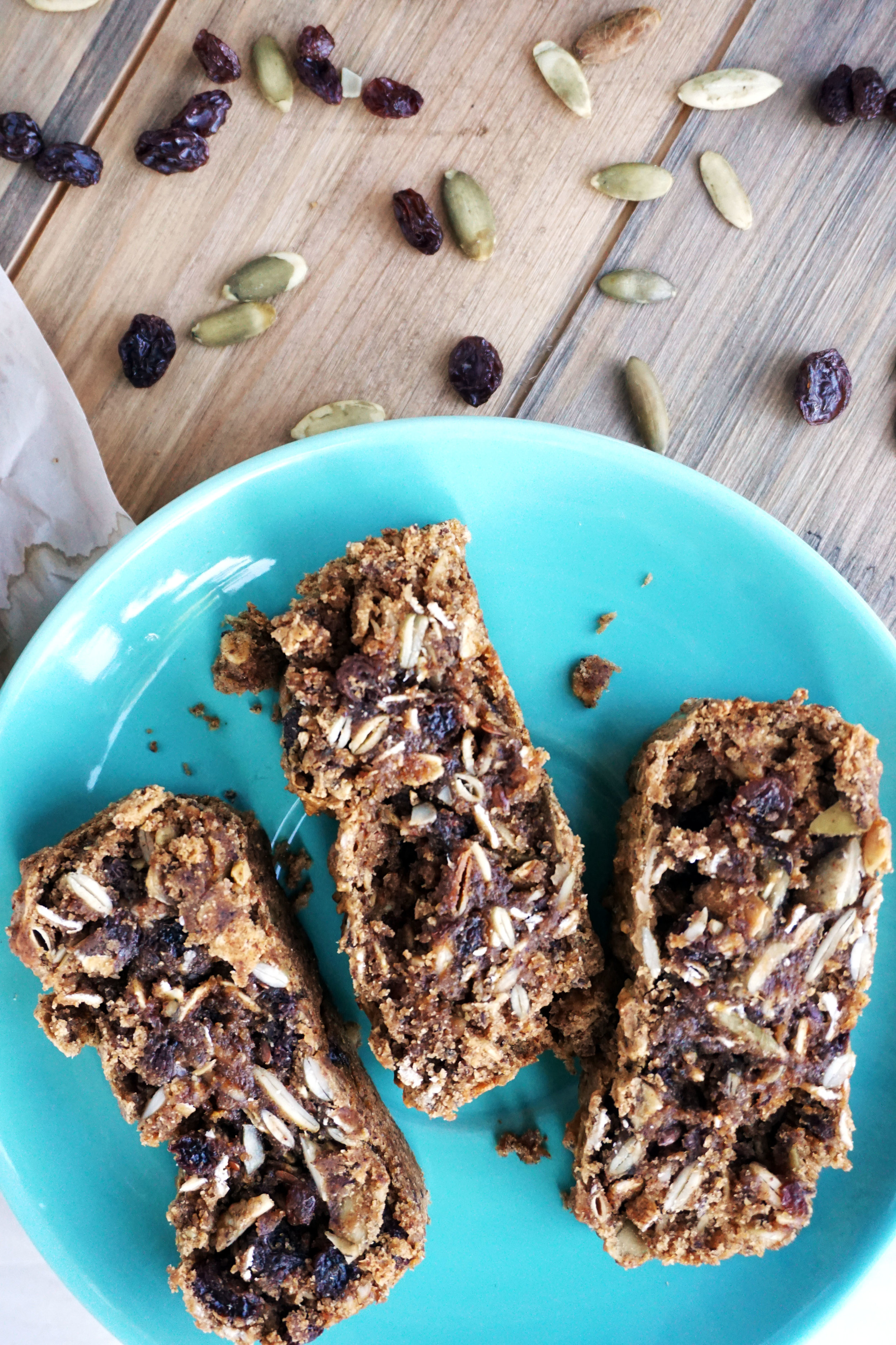 Pumpkin Seed Oatmeal Raisin Cookie Bars (Vegan)