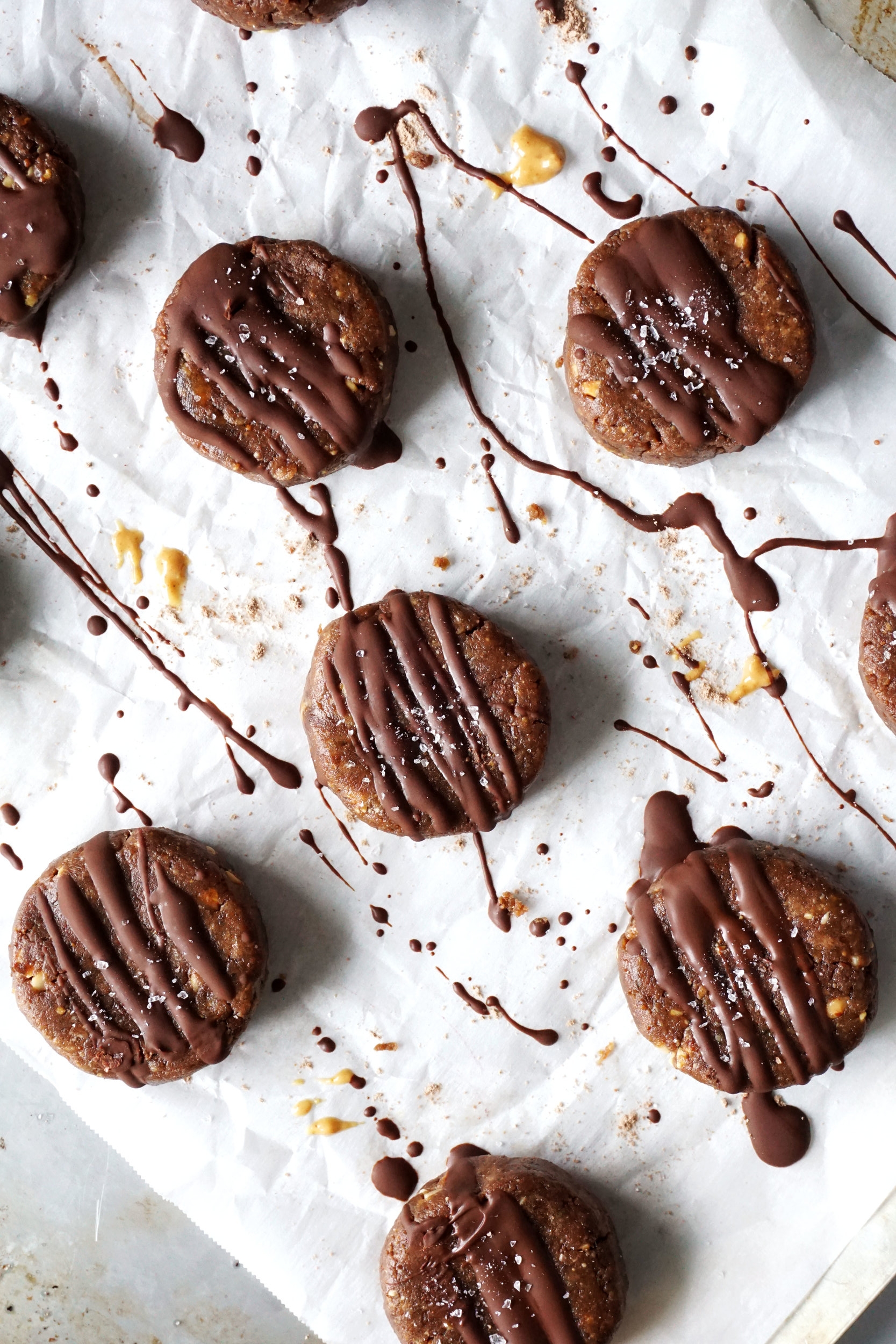Chocolate Peanut Butter Sea Salt Power Bites (Vegan, GF, Paleo option)