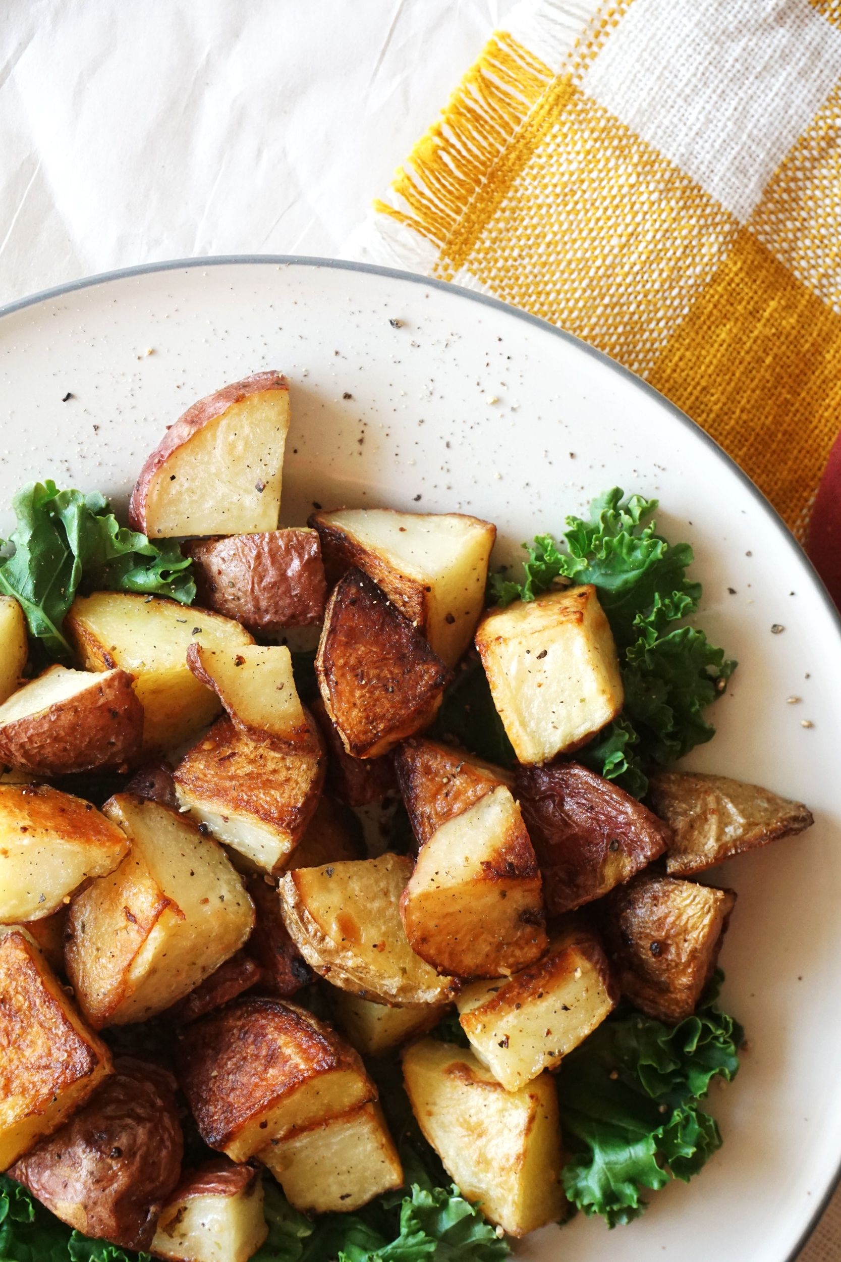 Crispy Skillet Roasted Garlic Potatoes (Vegan, GF, Paleo)