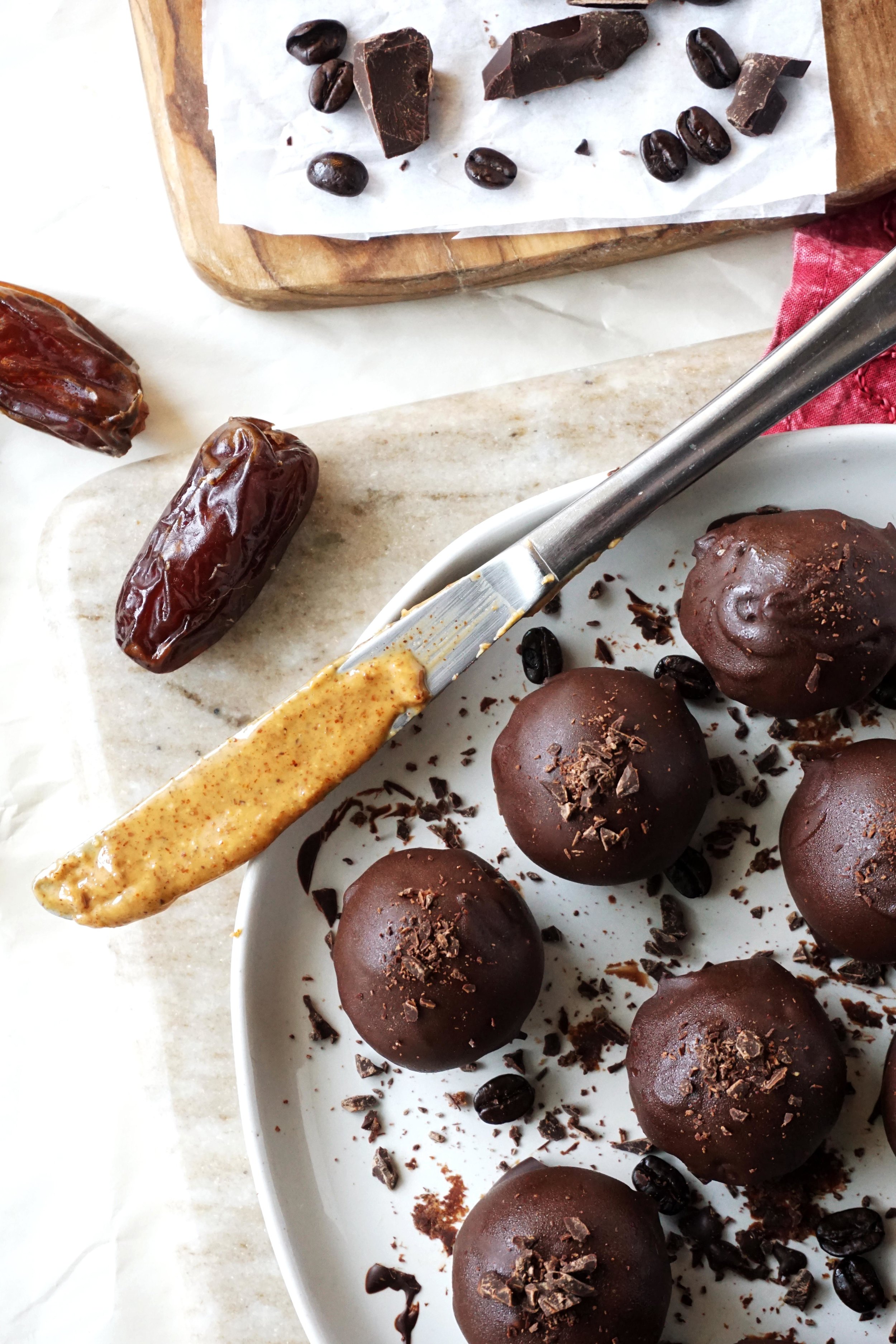 Almond Mocha Truffles (Grain-free, Date-sweetened, Vegan)