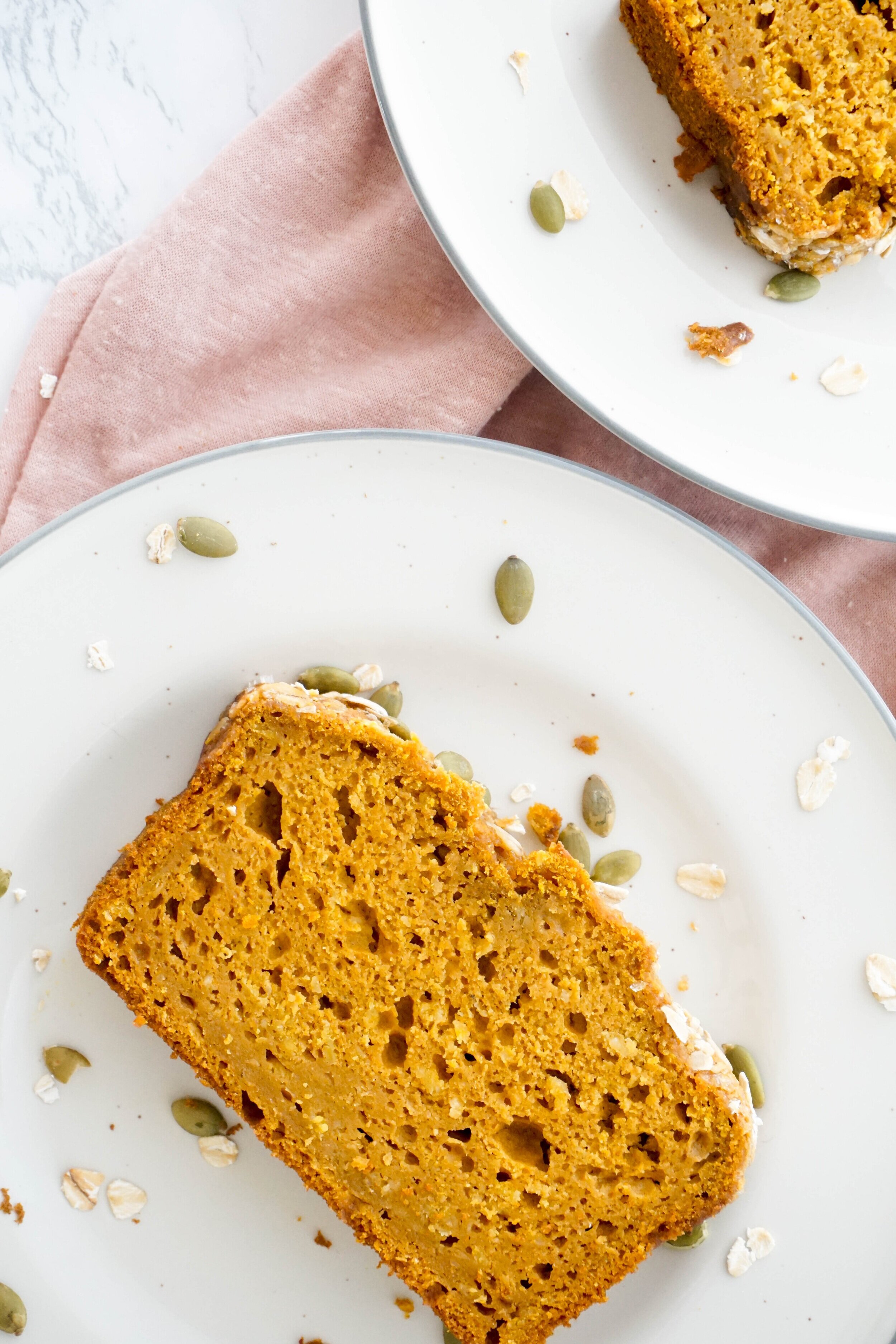 Pumpkin Spice Oatmeal Bread