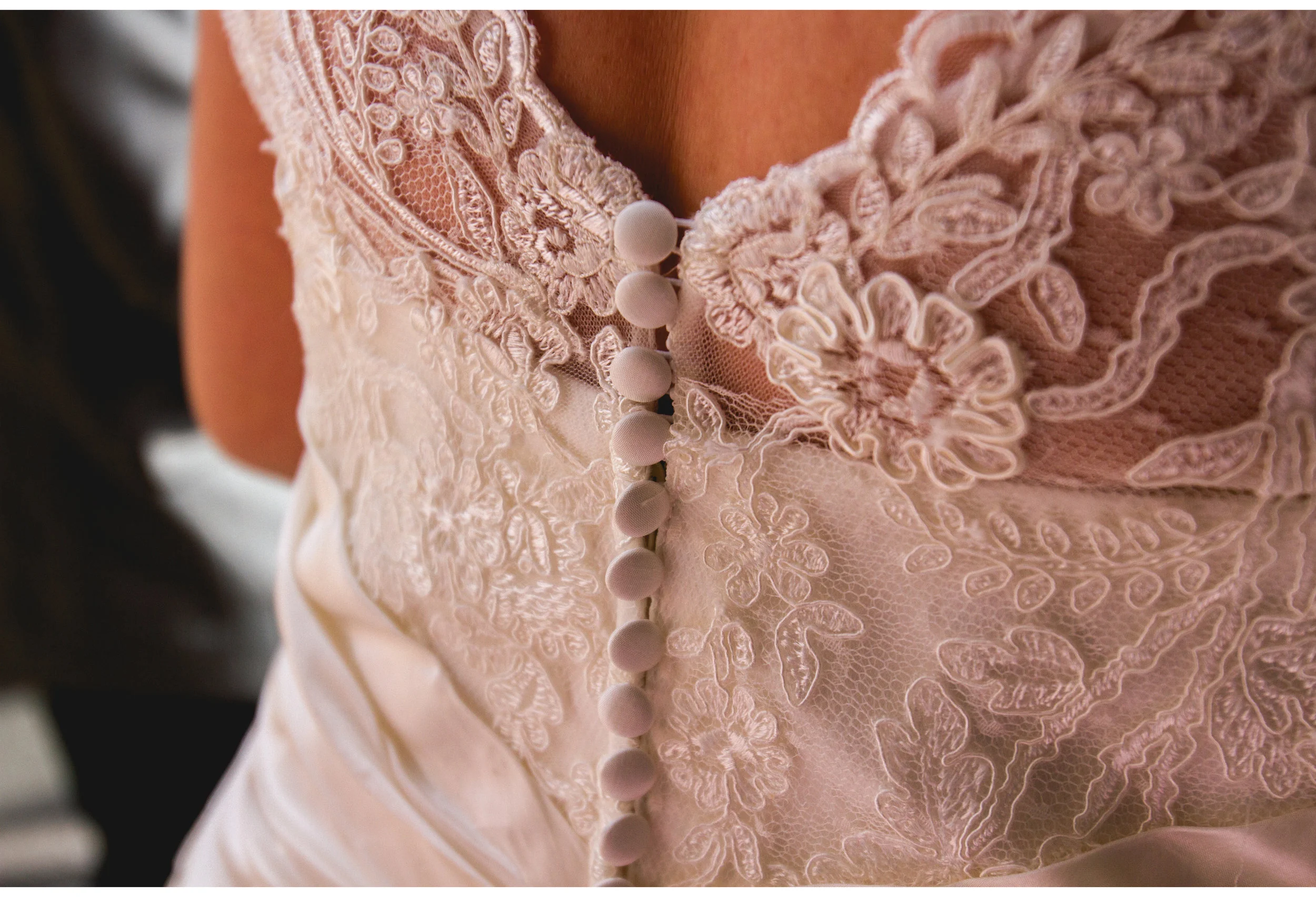 elegant wedding dress lace 