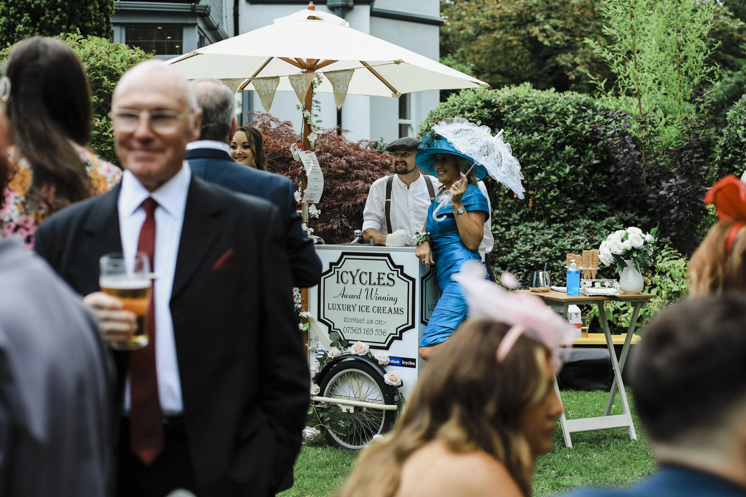 Icycles ice cream having fun with guests at brook hall hotel 