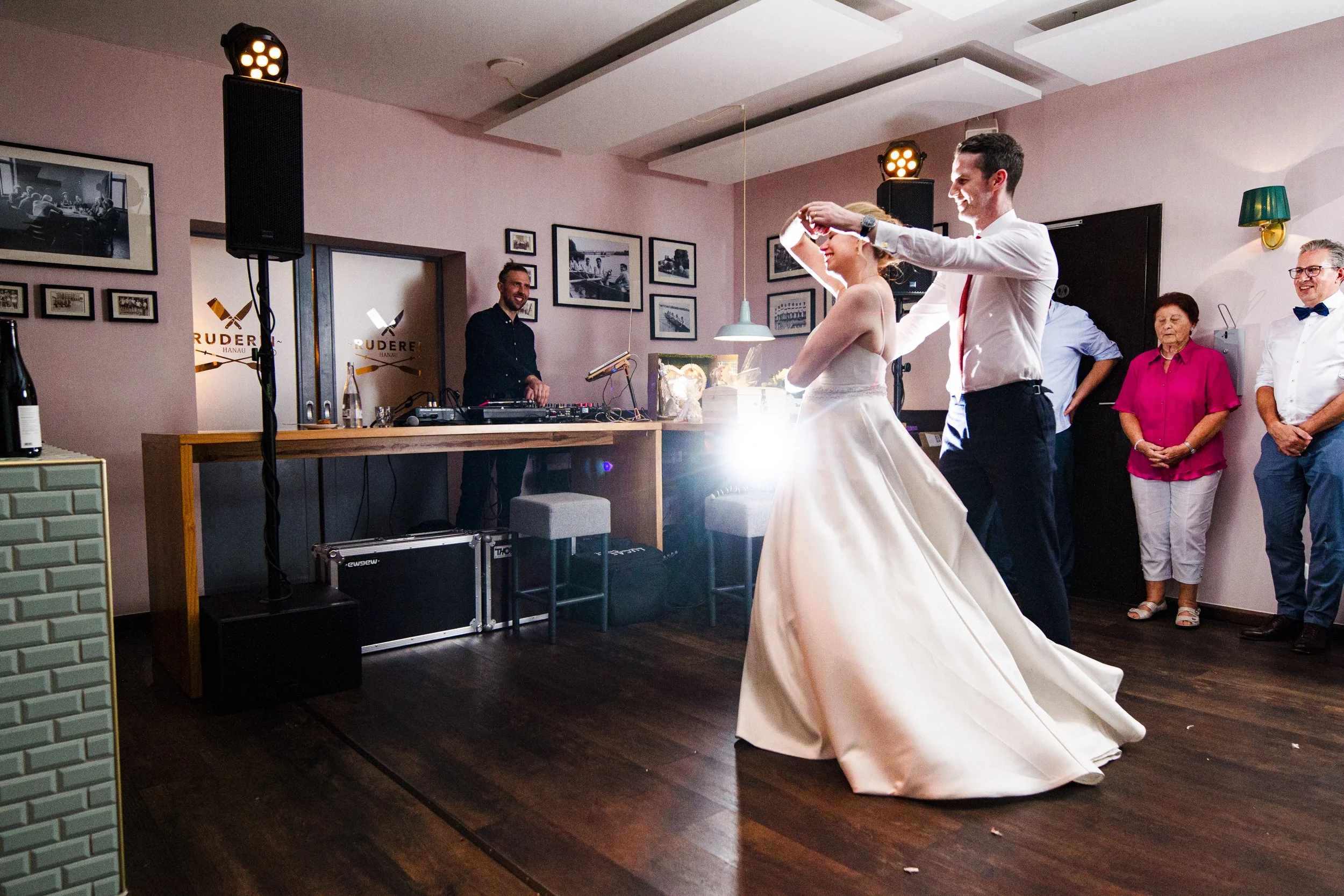 Destination wedding Fankfurt Germany_-92.JPG