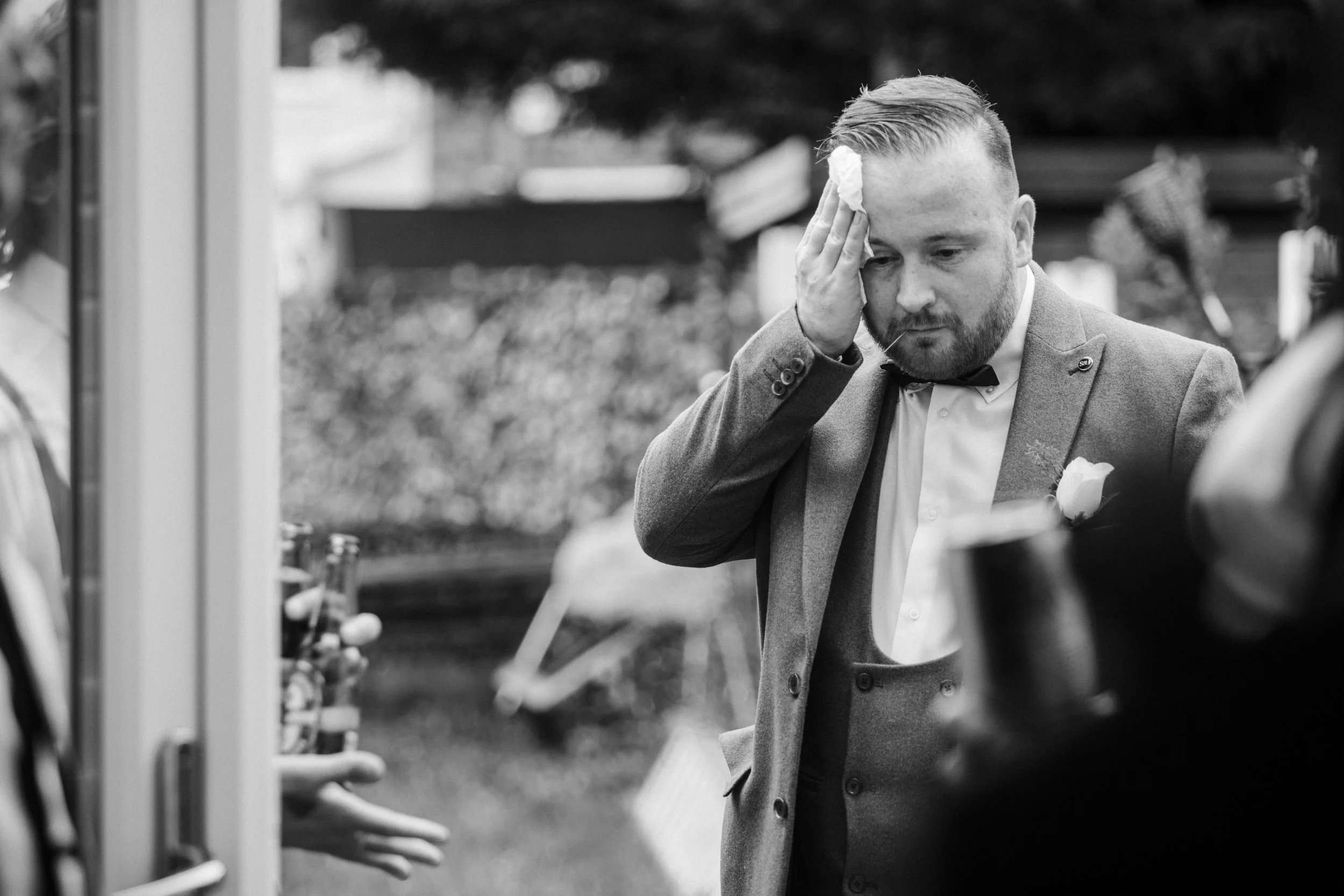 The Park Hotel Liverpool Wedding Photography: Timeless Moments in Summer Excitement