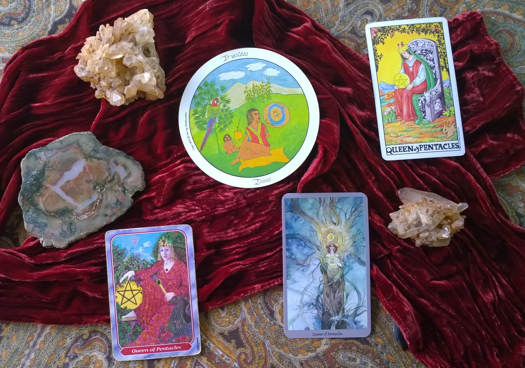 The people represented by the court cards  Tarot decks, Tarot spreads,  Reading tarot cards