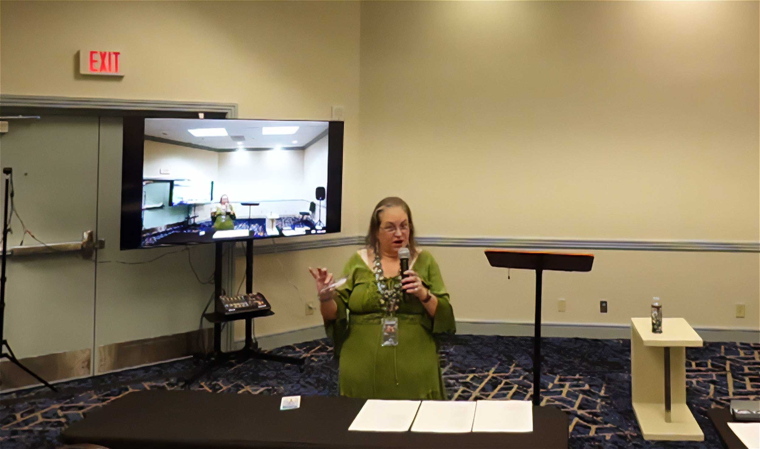 Beth Conklin presenting at StaarCon 5.