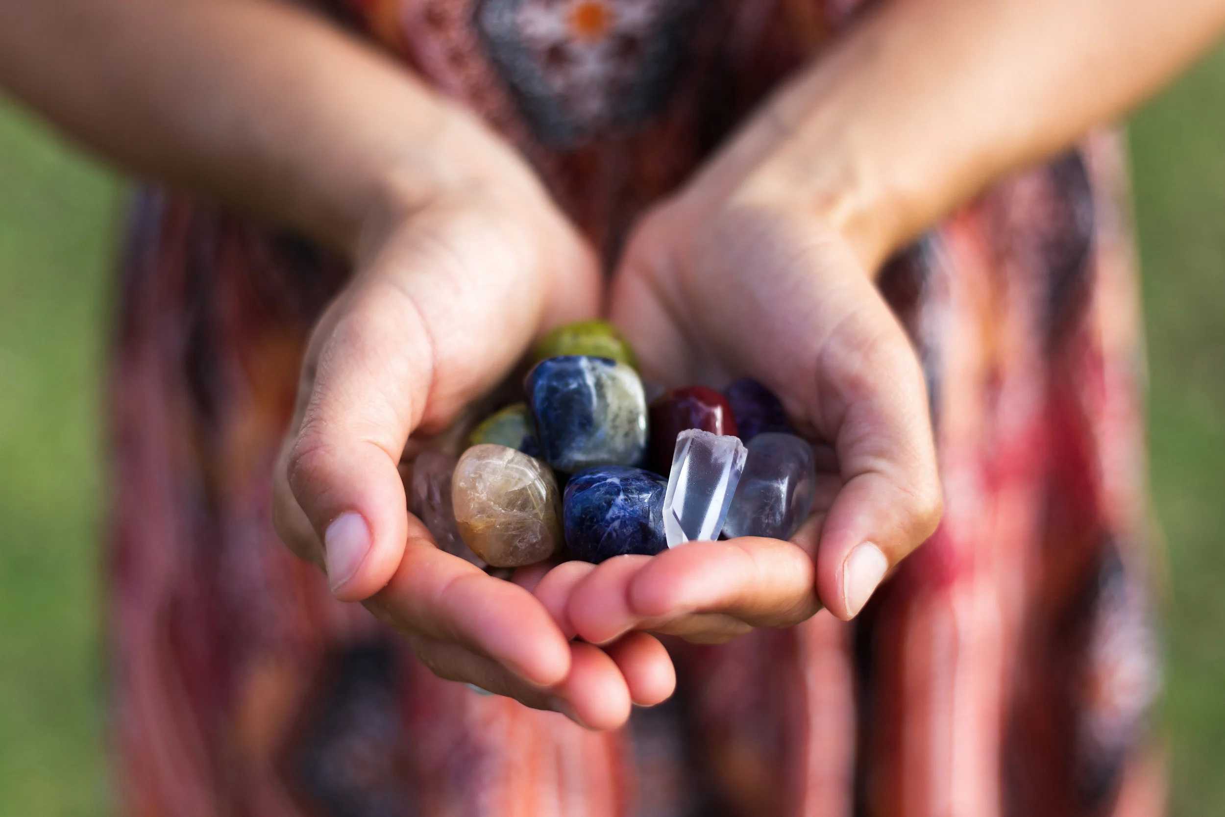 Free Class: Crystal Power for Tarot with Mary Ellen Collins