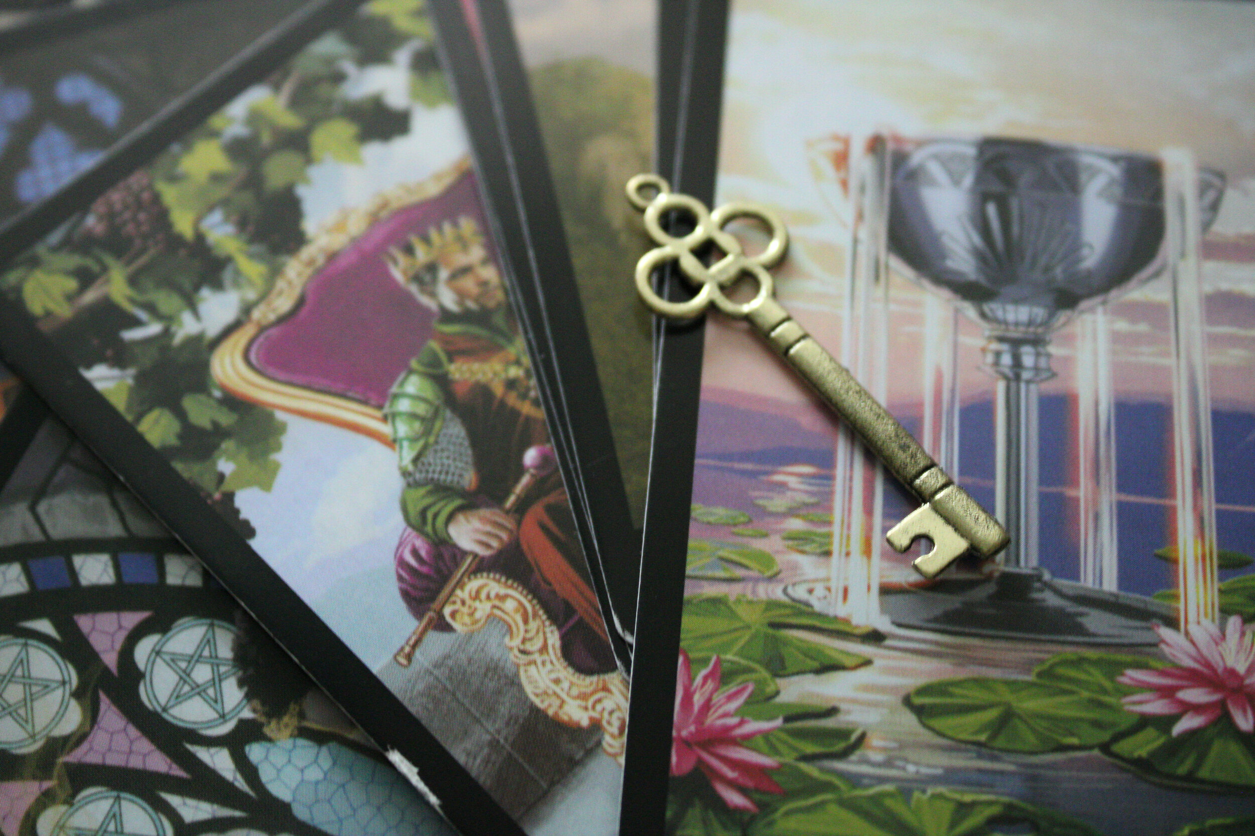 Personal Tarot: Reading for Yourself Live on Zoom
