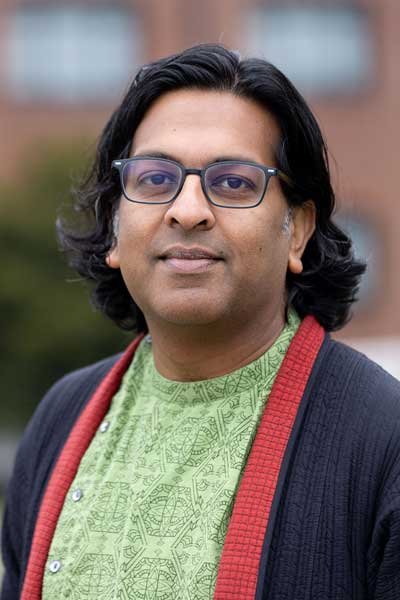 Siddharth-Ramakrishnan-1-400x600.jpg