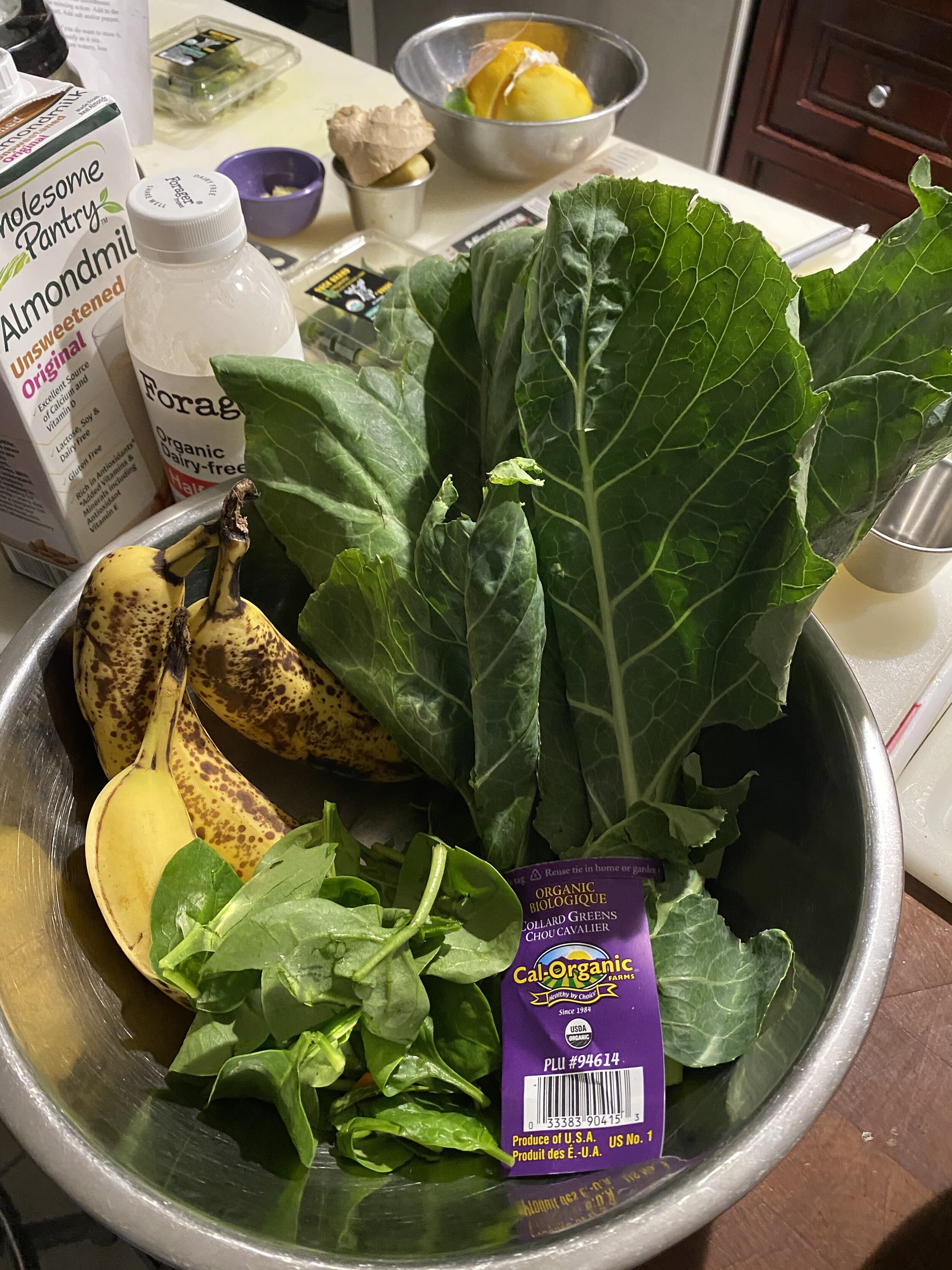 ingredients for a green banana smoothie.jpeg