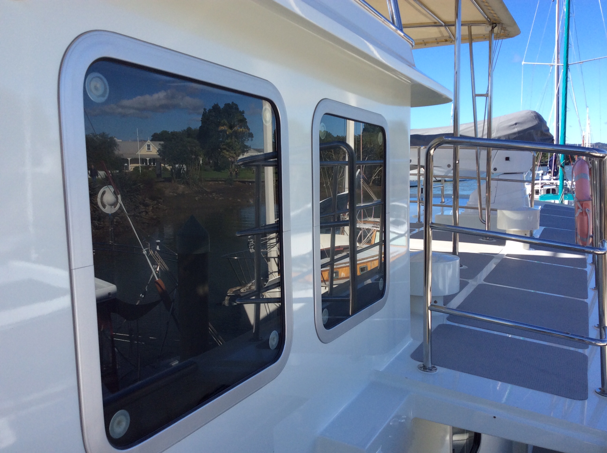 SeaMac Aluminium Custom Made Marine Boat Windows and Doors