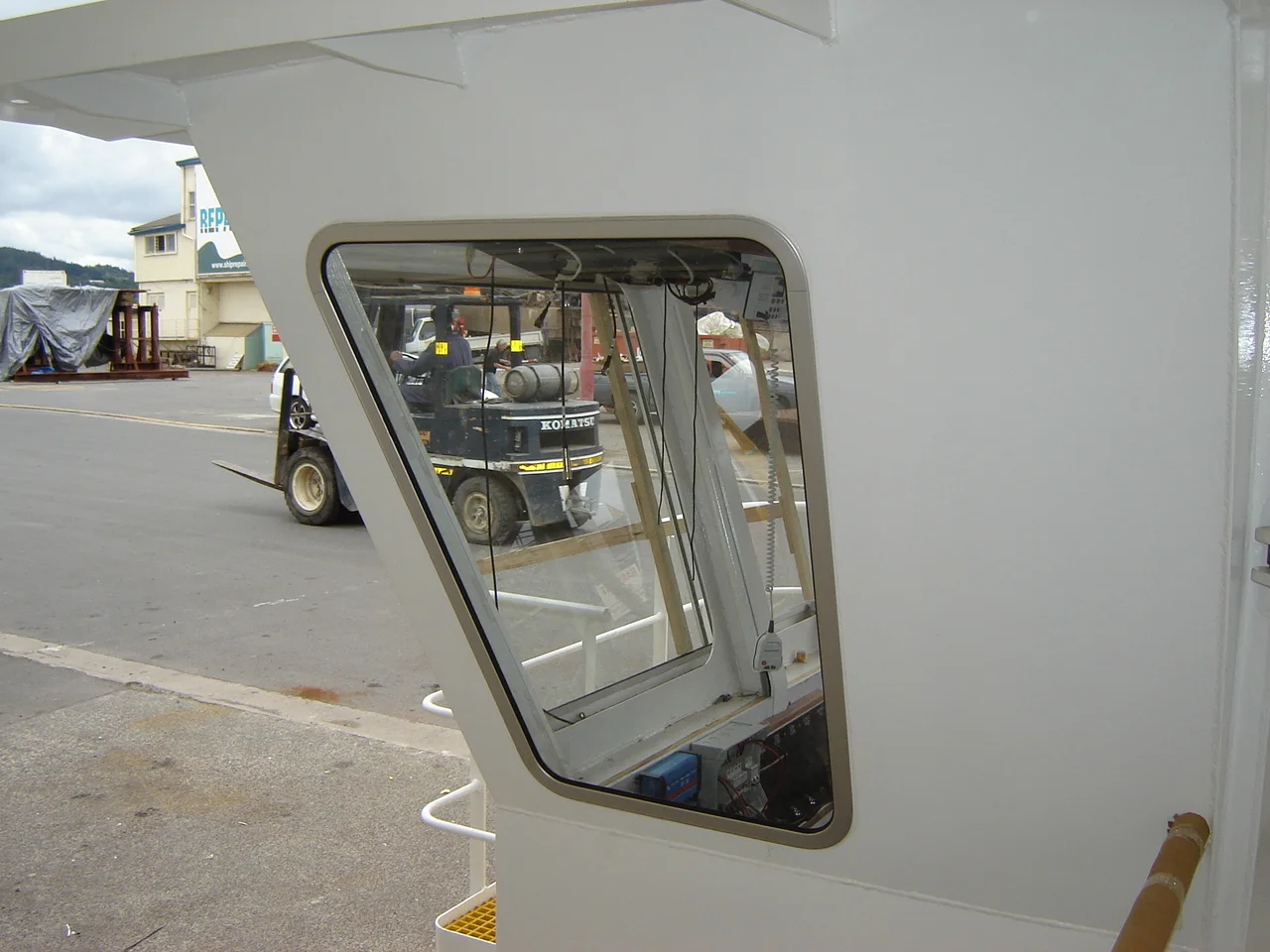 Large Fixed Frame — SeaMac Aluminium Custom Made Marine Boat Windows