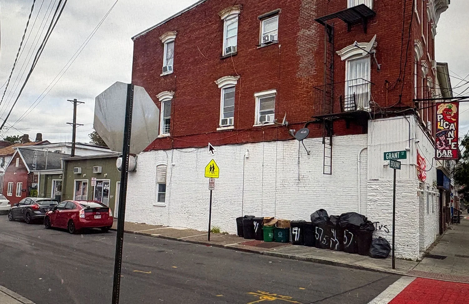 57broadwaymural-blankwall.JPG