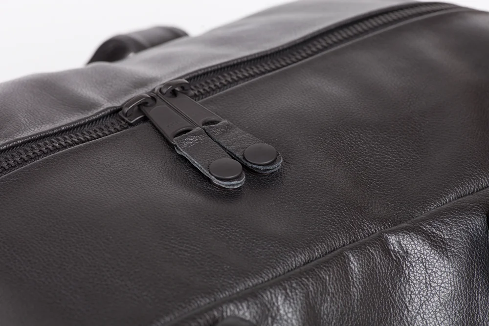 Stud attachments to keep your traveller secure & closed wherever you go.