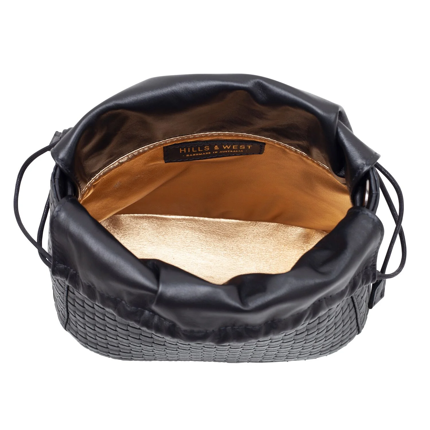 woven bucket bag inside.jpg
