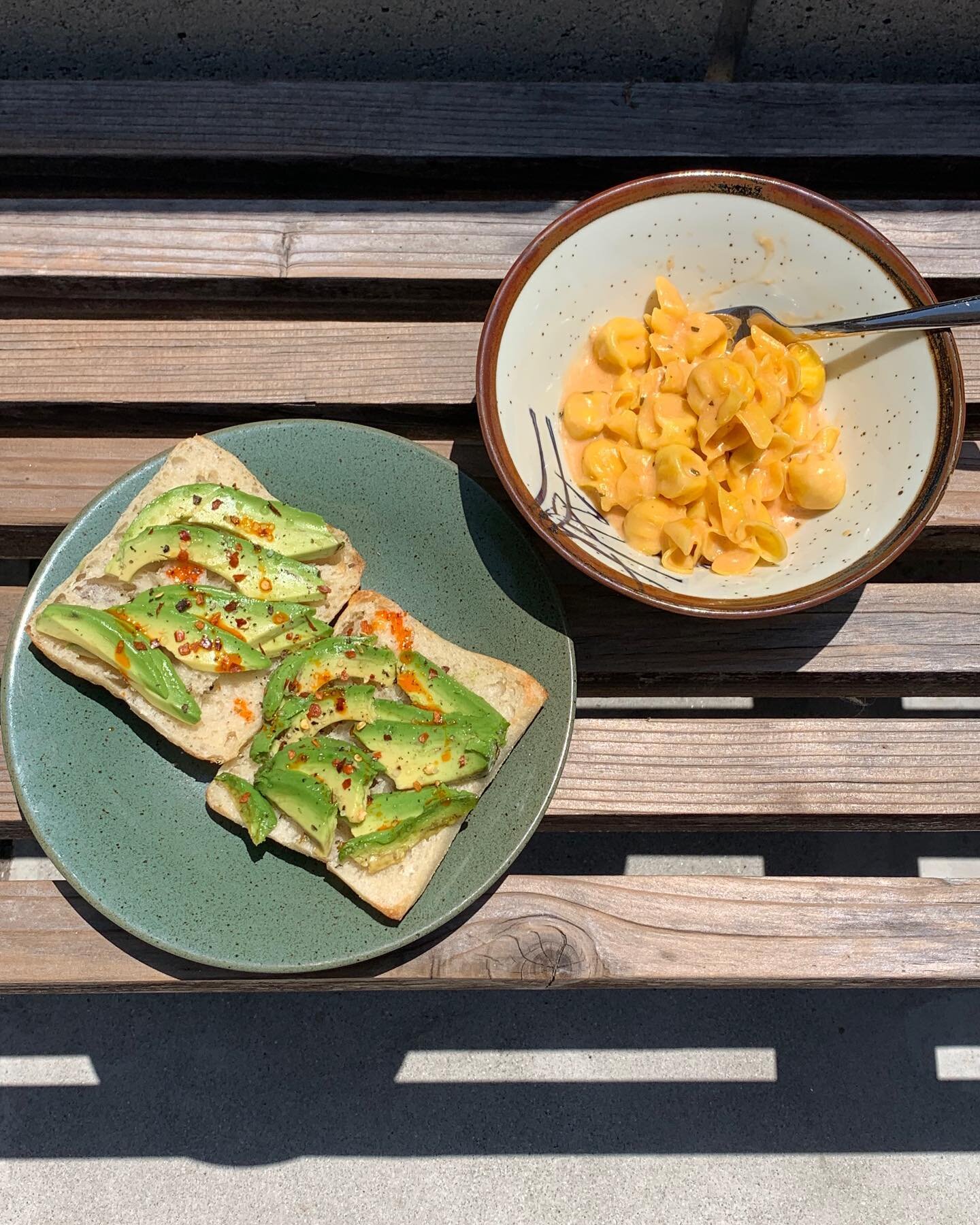 &lsquo;Twas a well fed weekend 🥑

My spicy avocado toast recipe: 
-La-Yu Chili Oil 
-chili flakes 
-ground salt &amp; pepper 
-optional: fresh parmesan 🧀