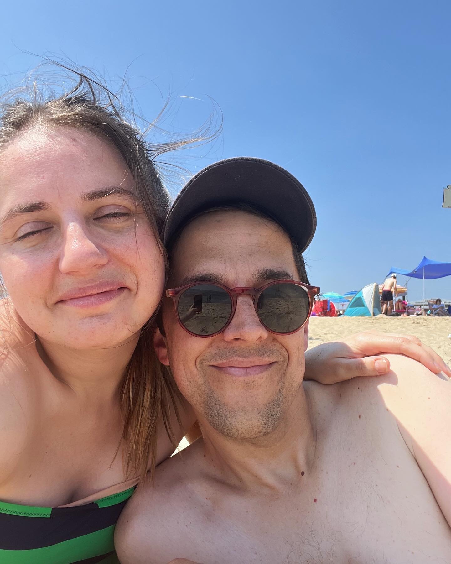 Coupla&rsquo; sunburned babies in love.